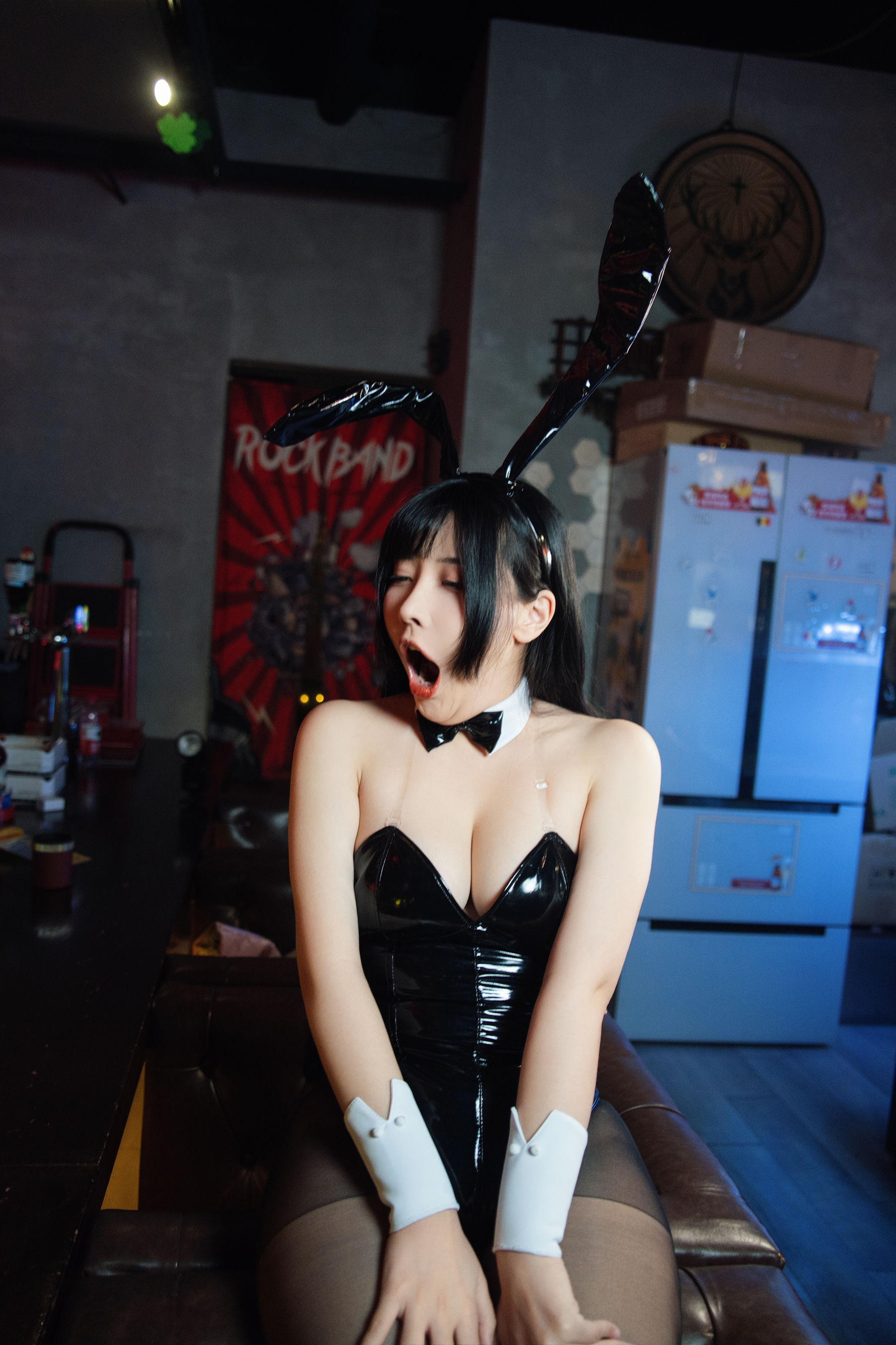 糖果果candy - 黑胶兔兔2