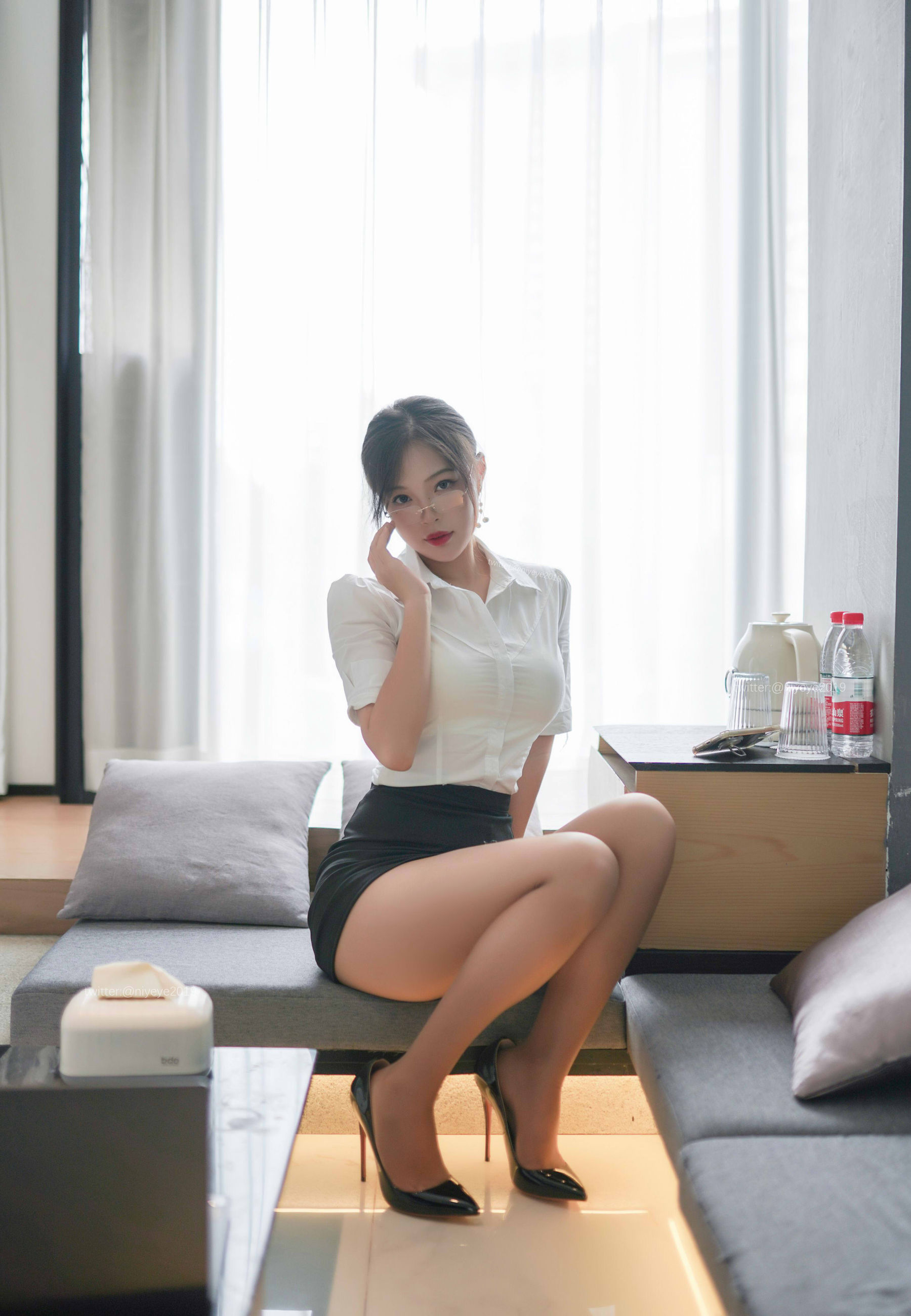 萌系小姐姐 -白烨- - 秘书的私人时间2.0