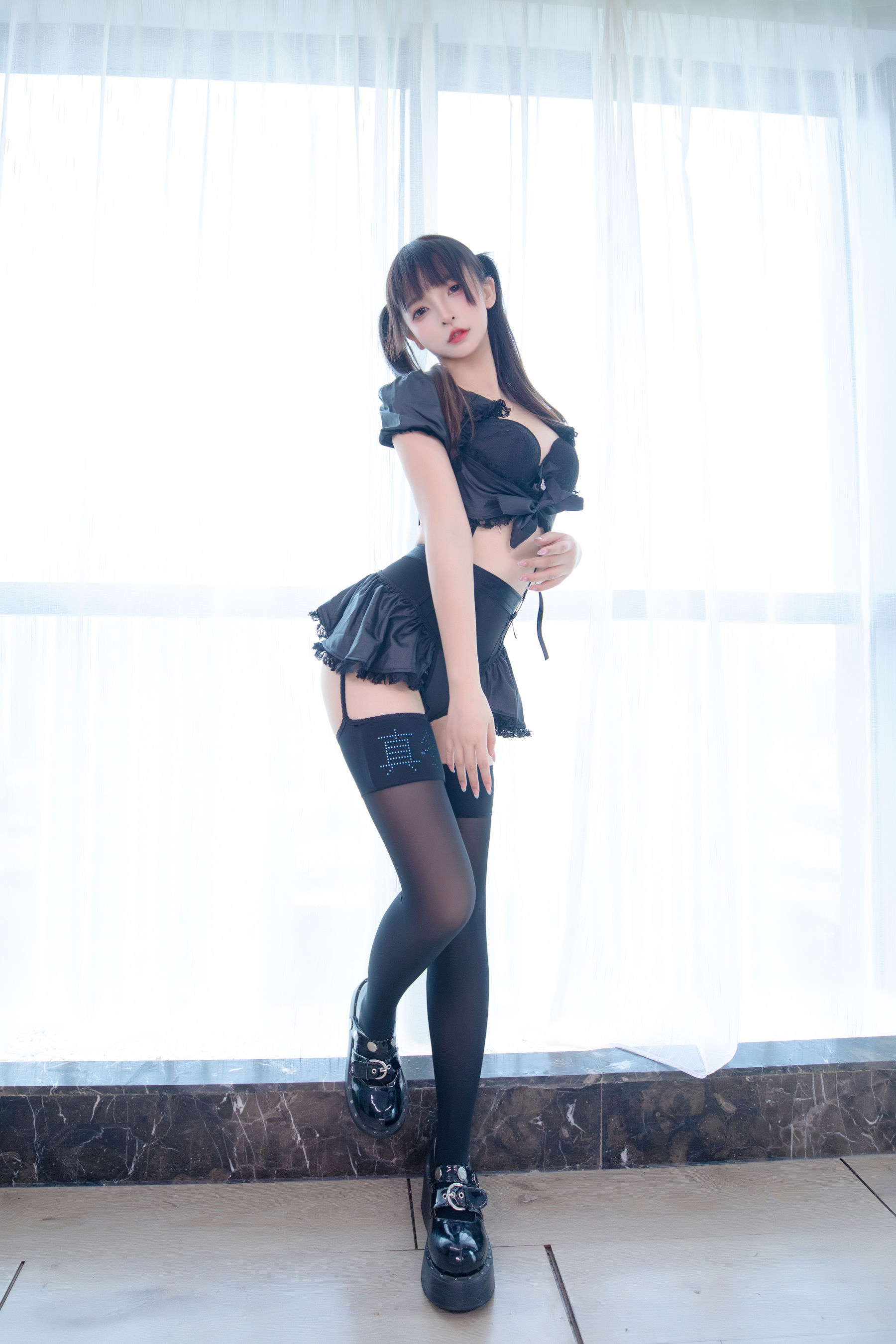 萝莉 神楽板真冬 之足底星光