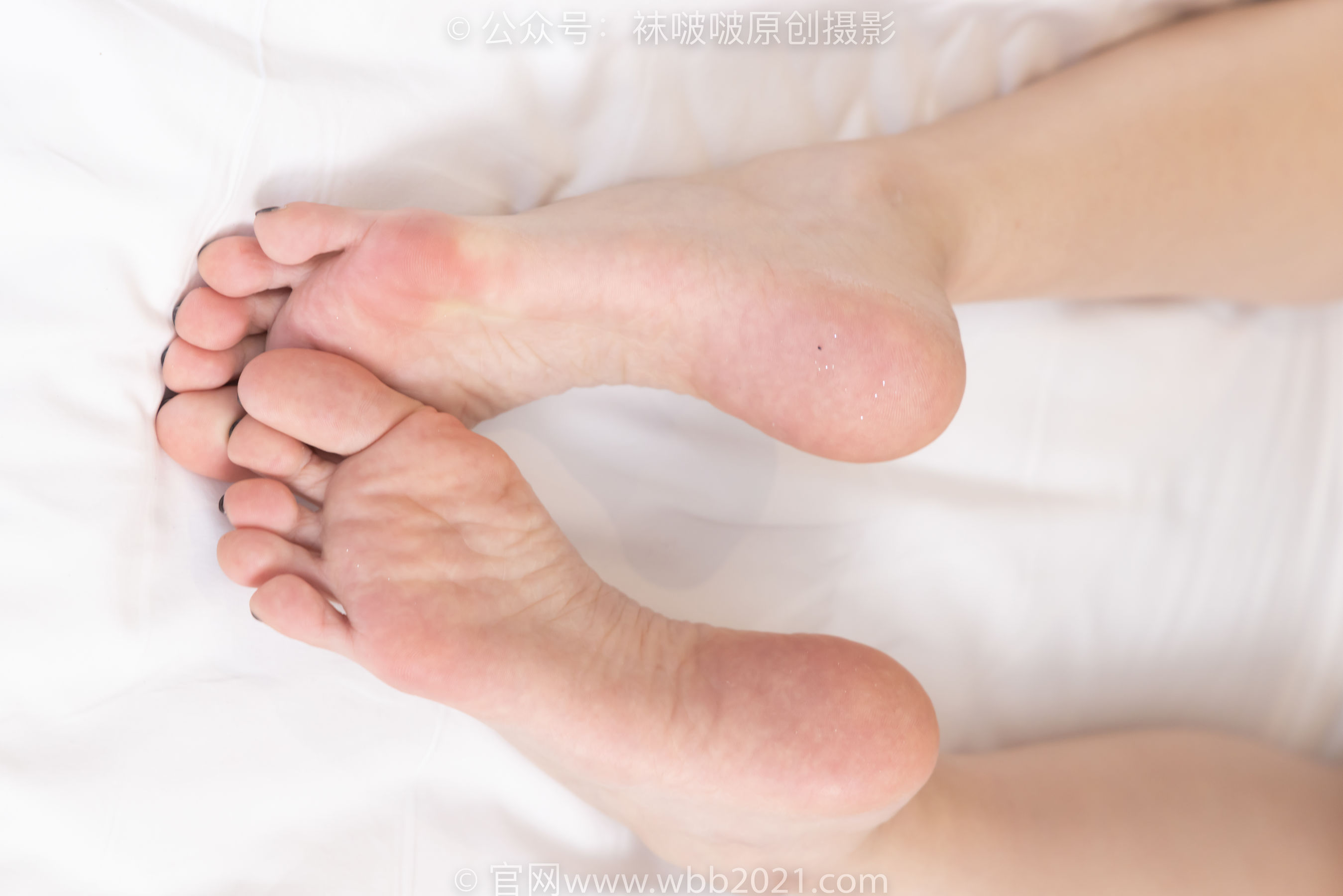 BoBoSocks袜啵啵 No.304 稚予 -两双高跟鞋、肉丝、裸足