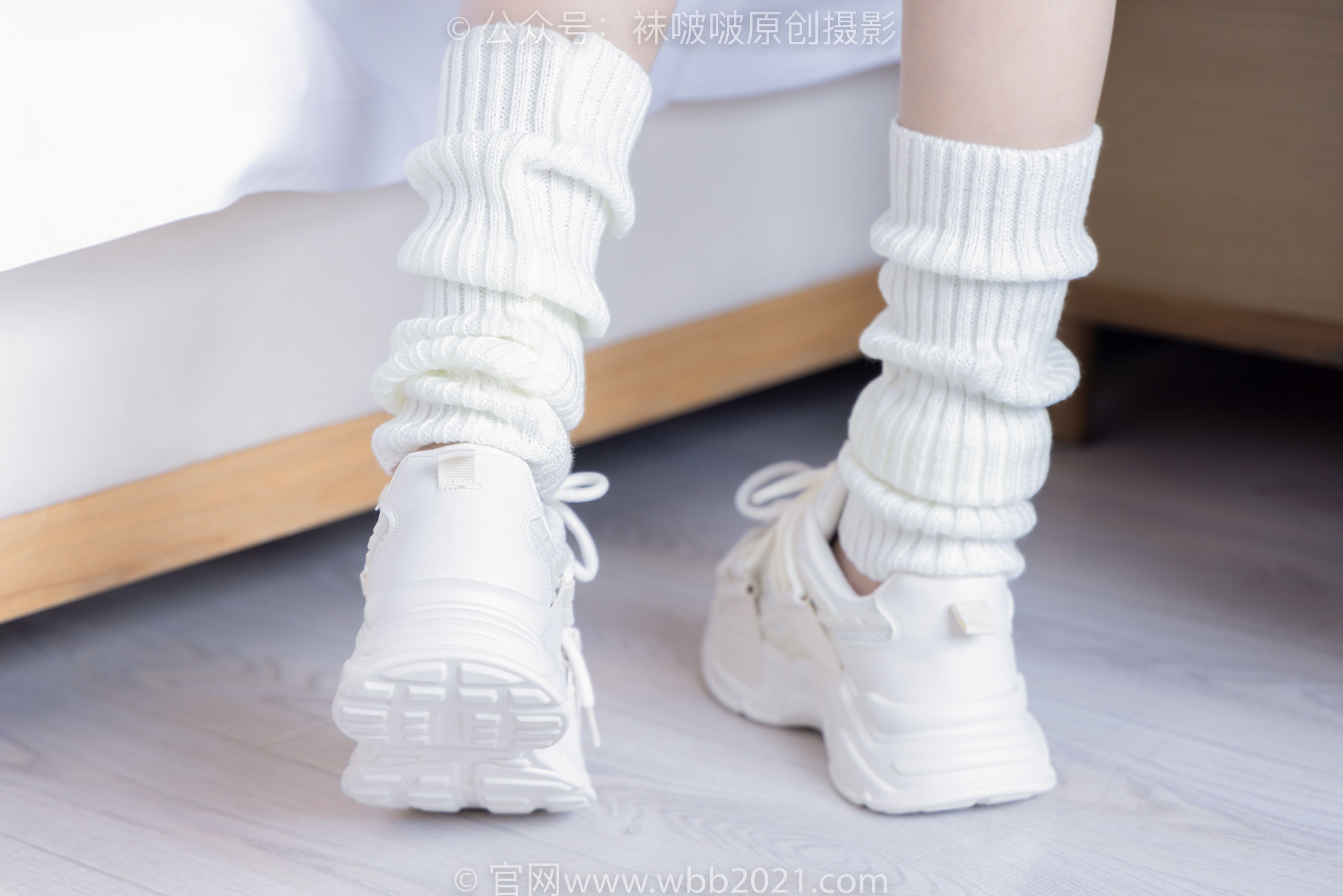 BoBoSocks袜啵啵 No.305 小甜豆 -运动鞋、人字拖、袜套、油亮白丝