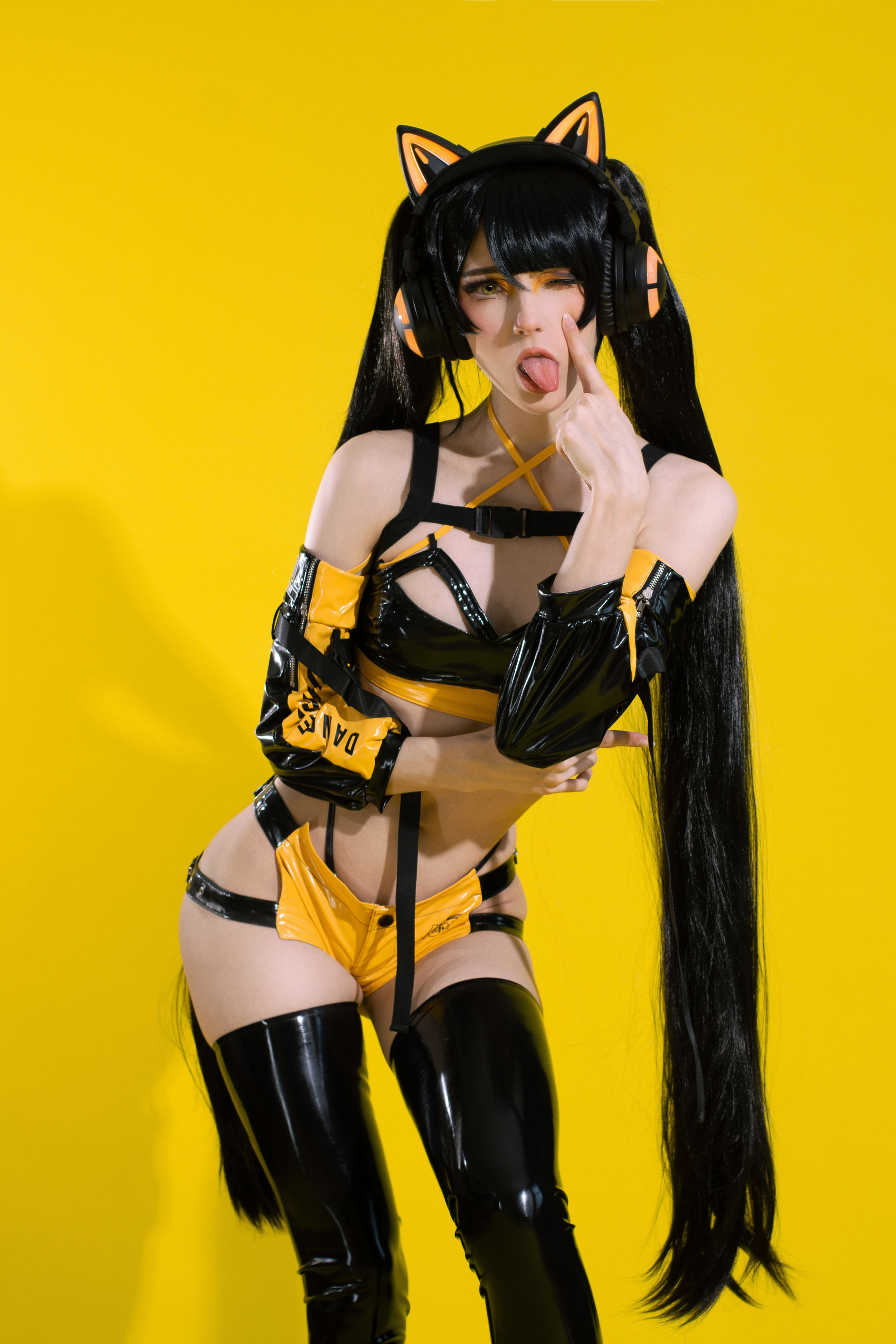 Candy Ball - Cyber Kitty