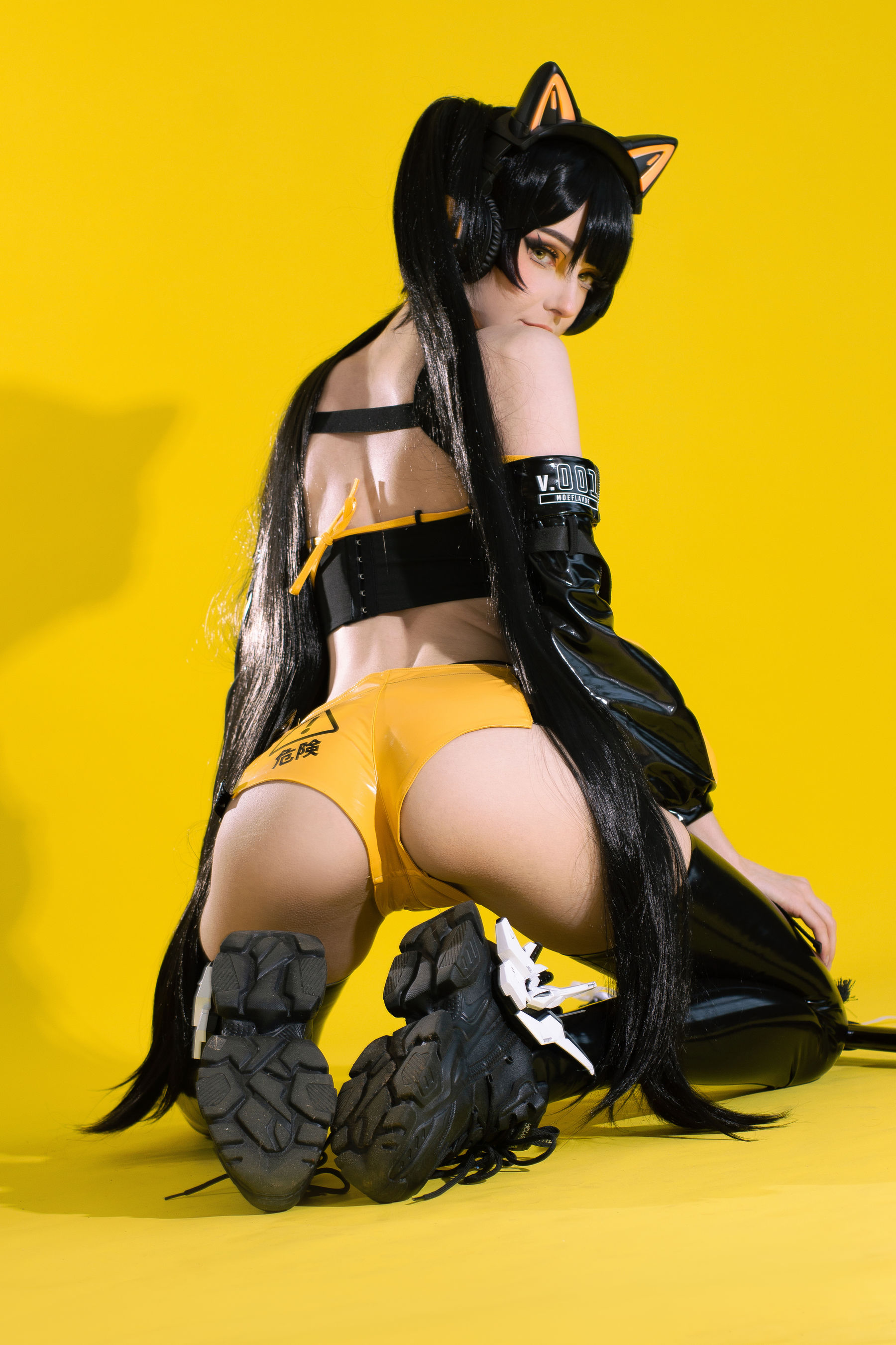 Candy Ball - Cyber Kitty