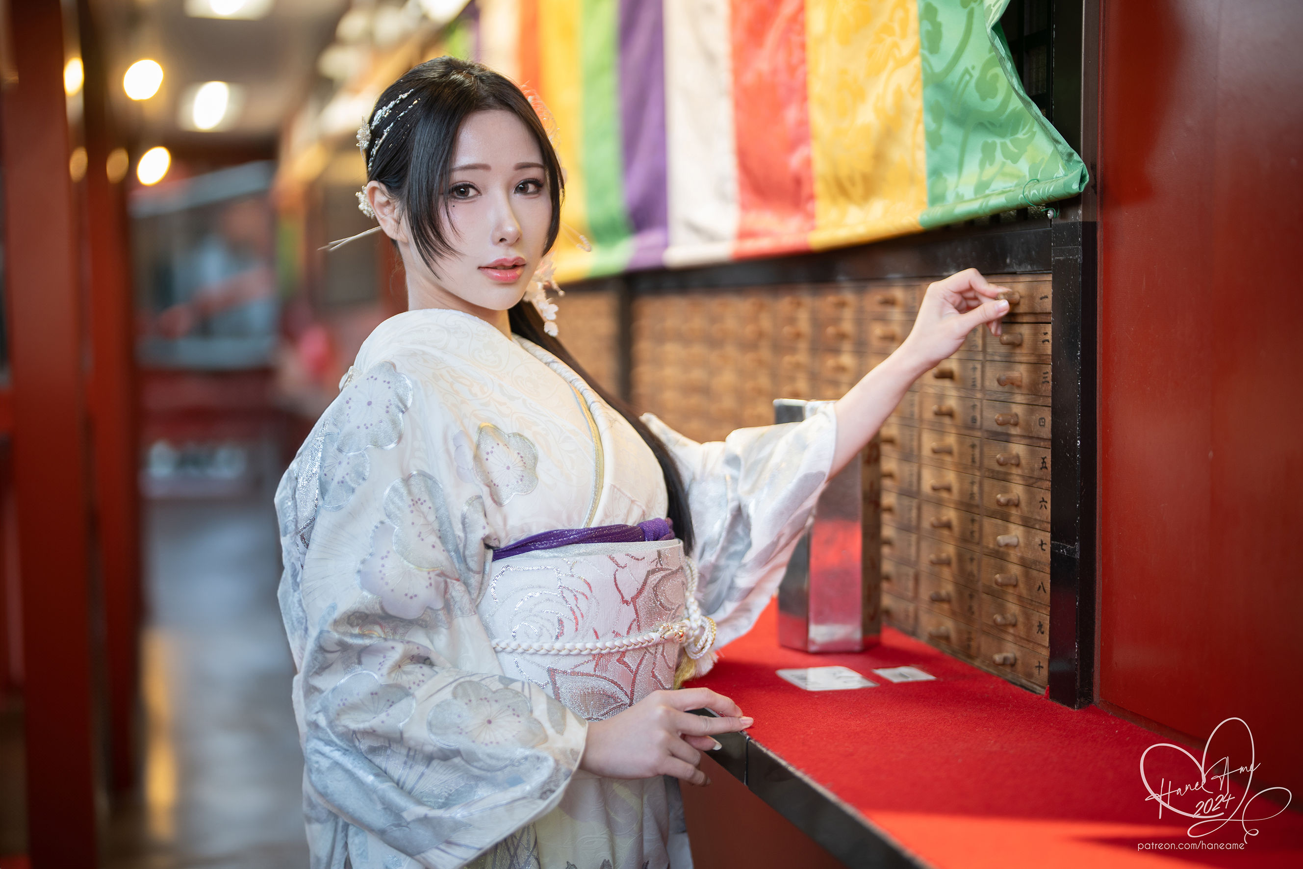 Hane Ame 雨波写真 - Original 2024 New year Silver Kimono