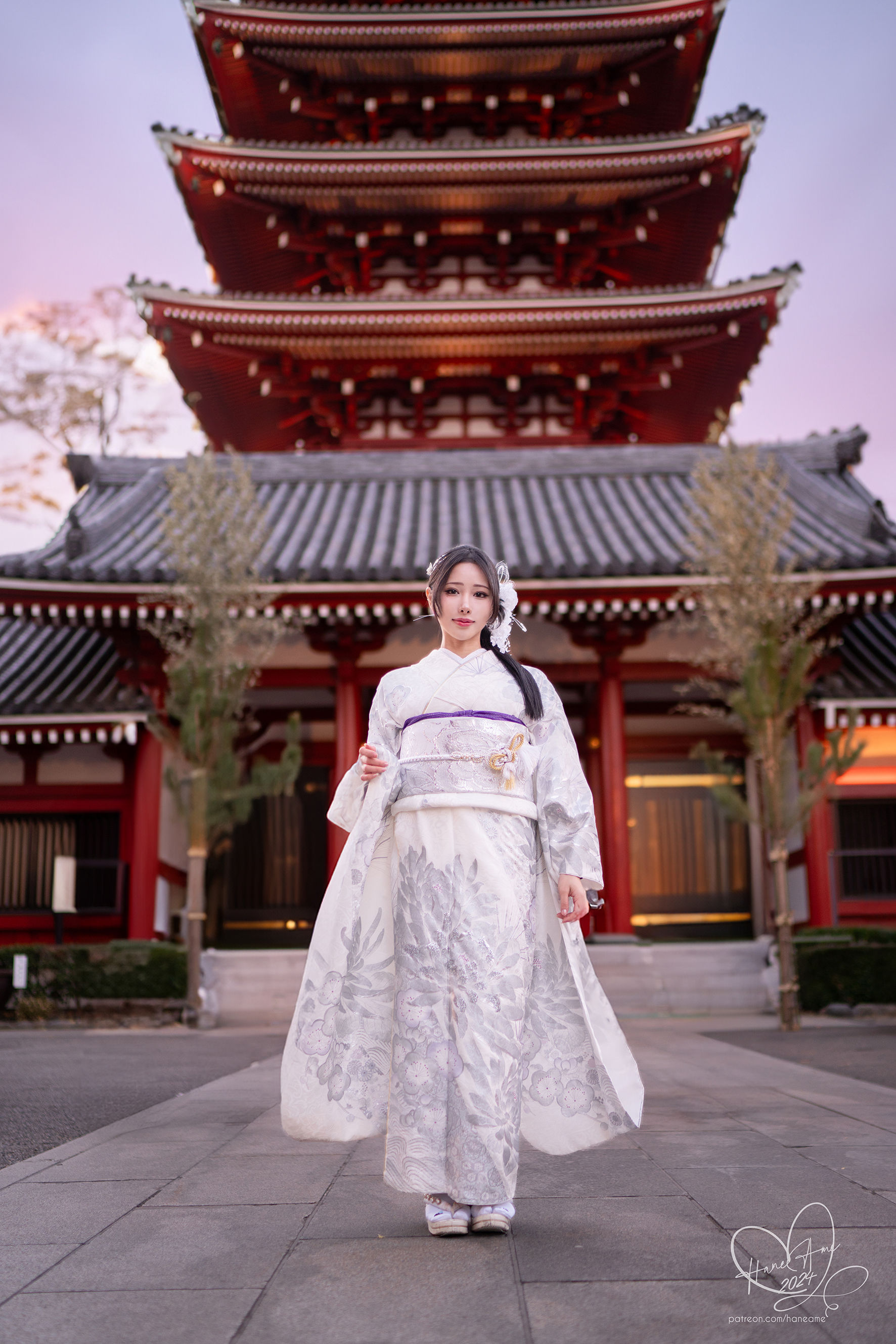 Hane Ame 雨波写真 - Original 2024 New year Silver Kimono