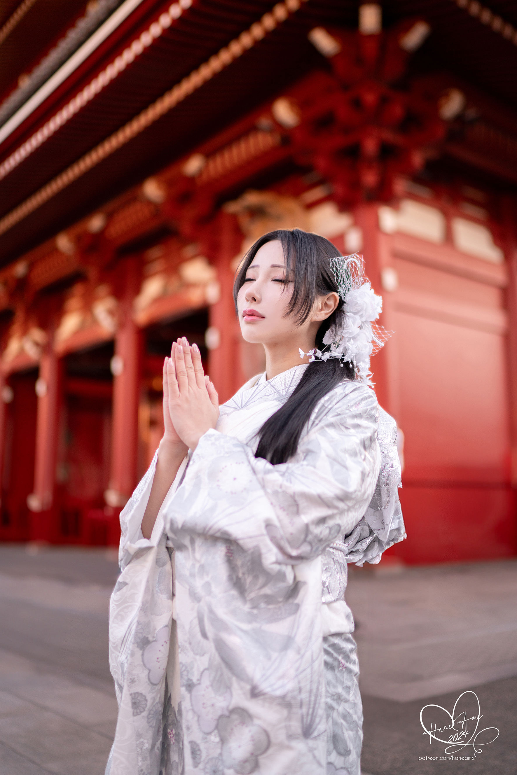 Hane Ame 雨波写真 - Original 2024 New year Silver Kimono