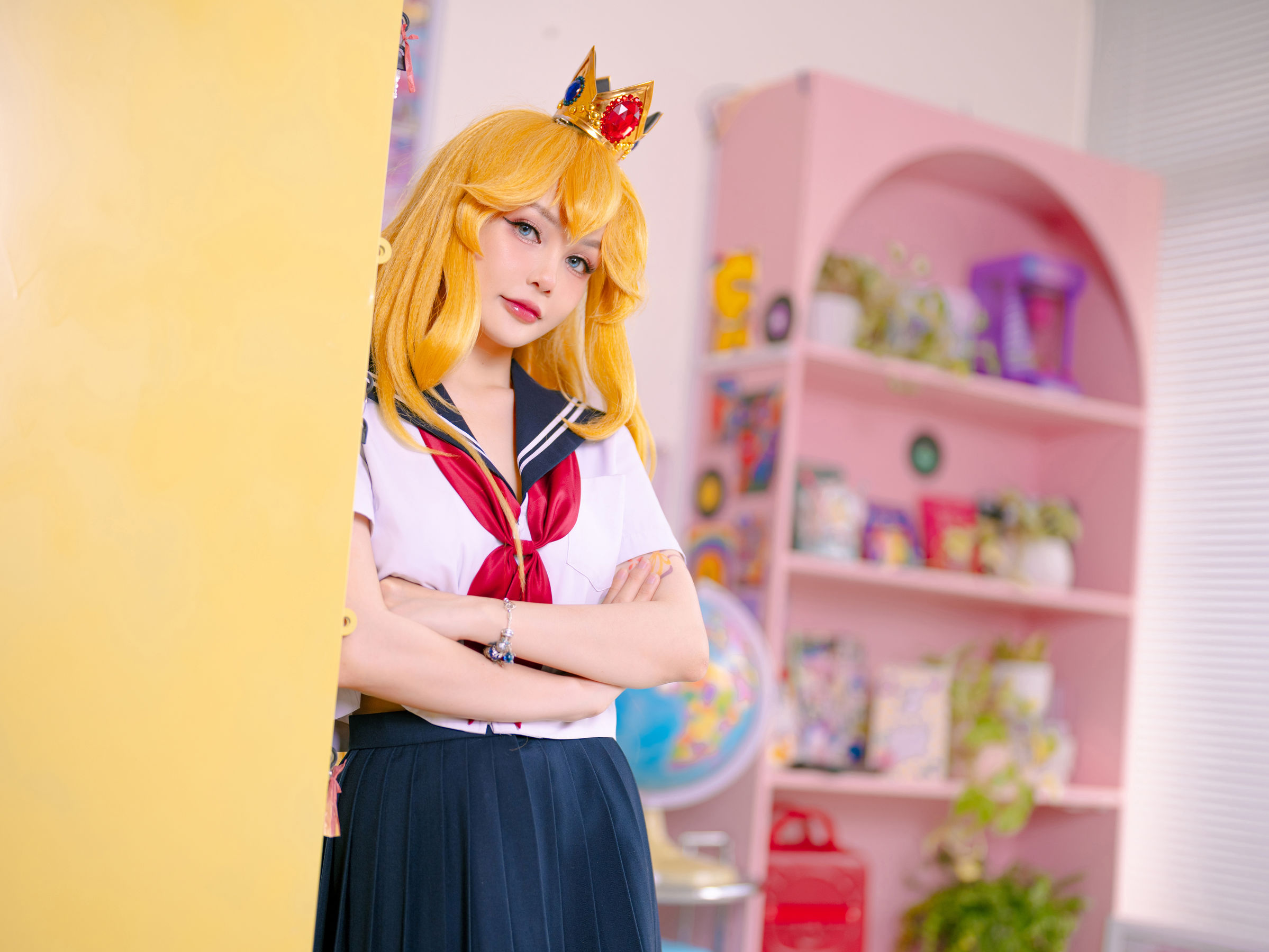 JOYCE - Peach School Girl