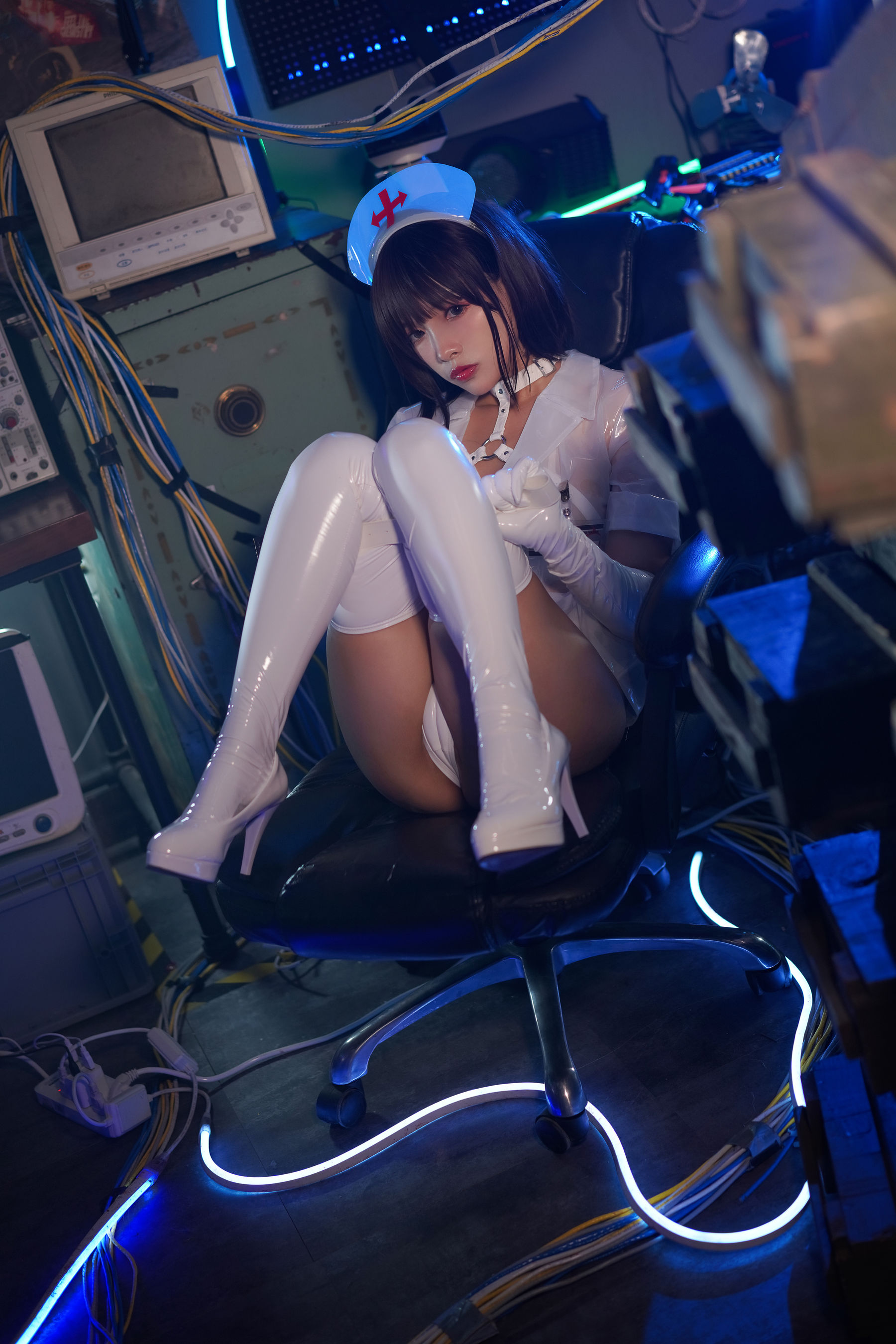Neko-薇薇 - 透明护士