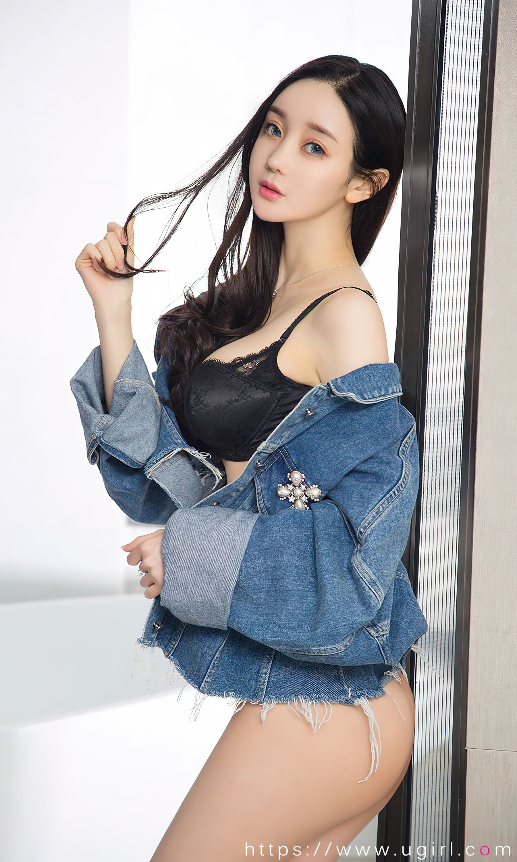 [Ugirls]爱尤物 No.2744 眼底星 夏美