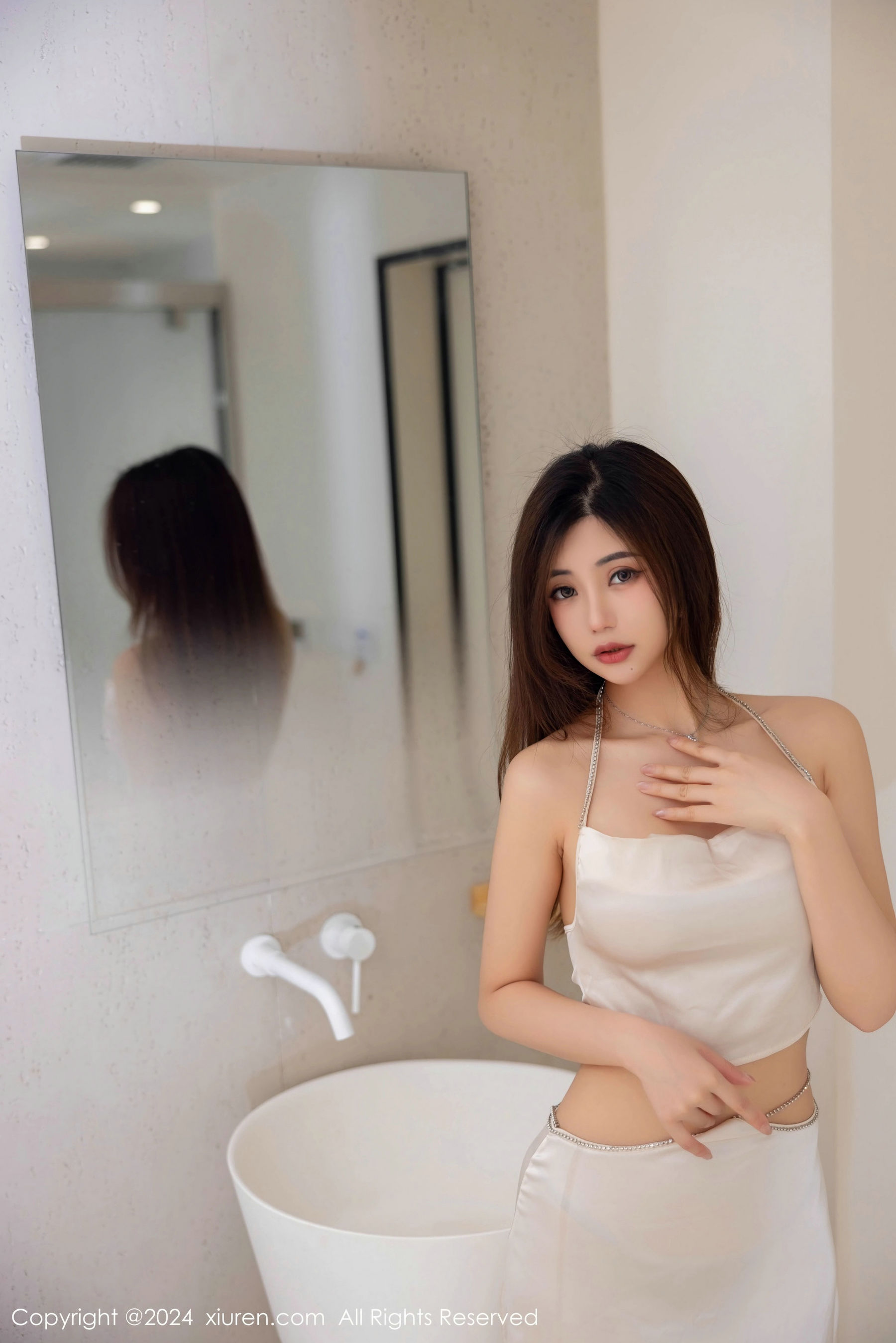 [秀人XiuRen] 2024.01.12 No.7951 绮里嘉ula