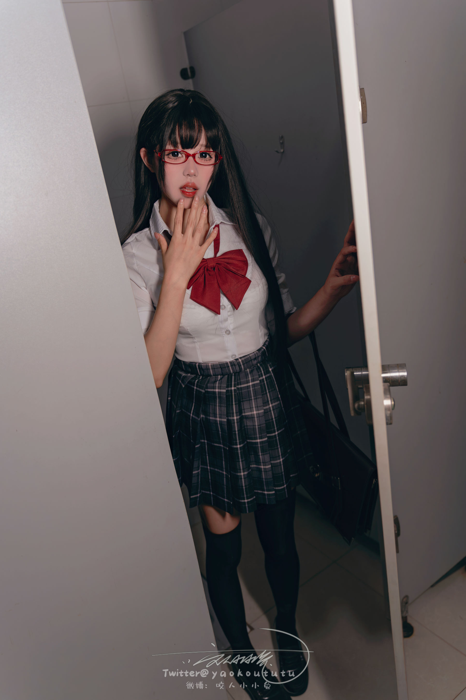 咬一口兔娘 - 电车惊魂
