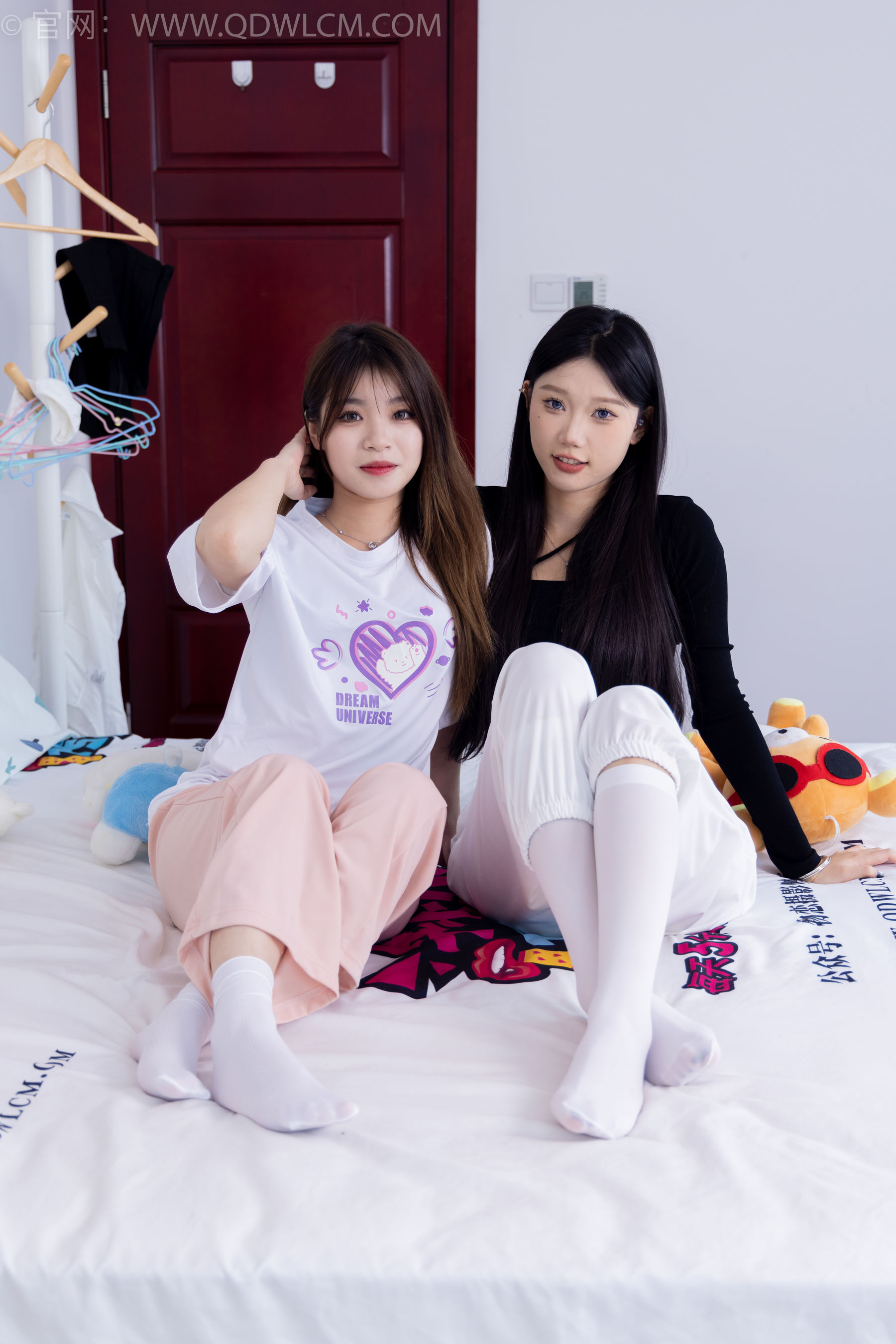物恋传媒 No.1789 小竹&闪闪 -爱的回归线