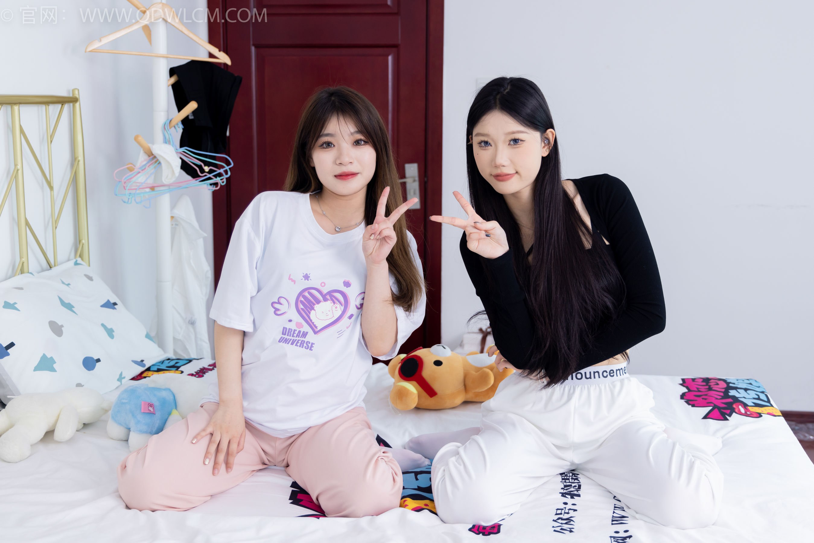 物恋传媒 No.1789 小竹&闪闪 -爱的回归线