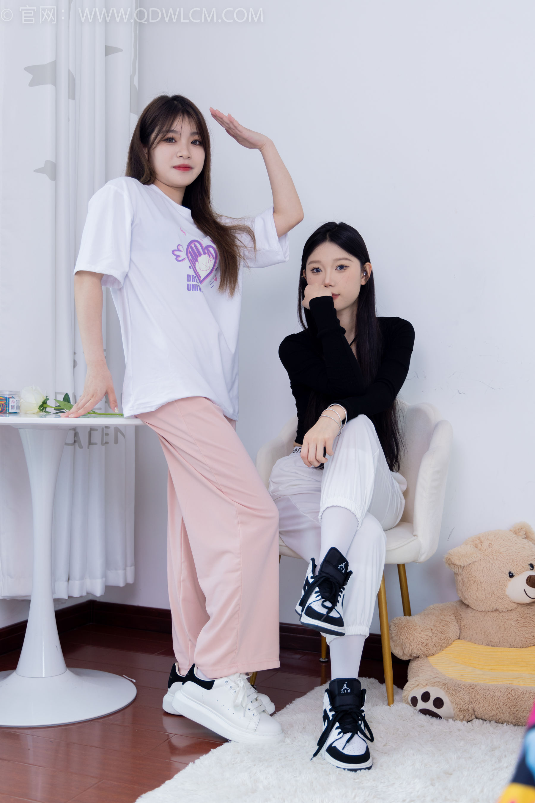 物恋传媒 No.1789 小竹&闪闪 -爱的回归线
