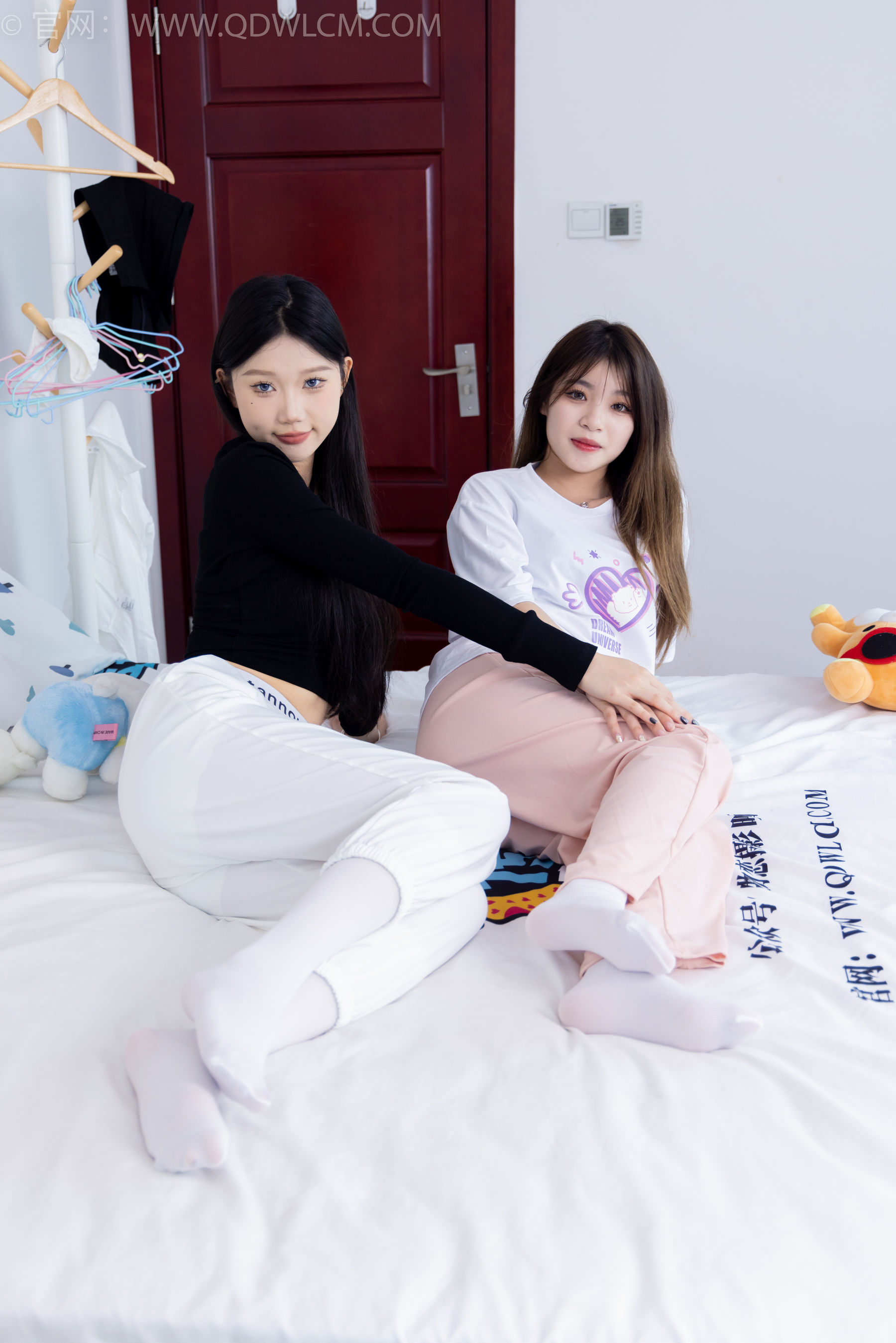 物恋传媒 No.1789 小竹&闪闪 -爱的回归线