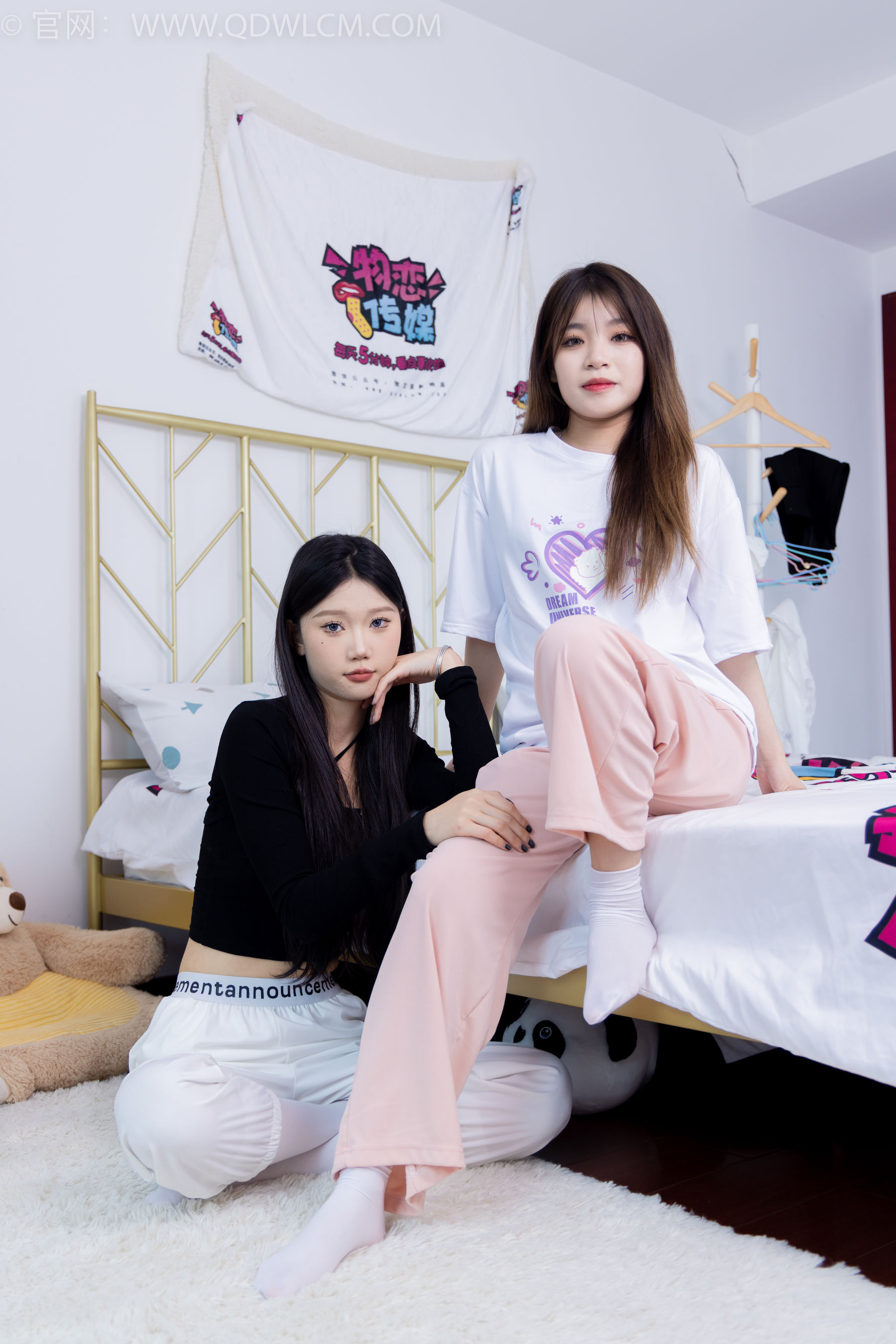 物恋传媒 No.1789 小竹&闪闪 -爱的回归线