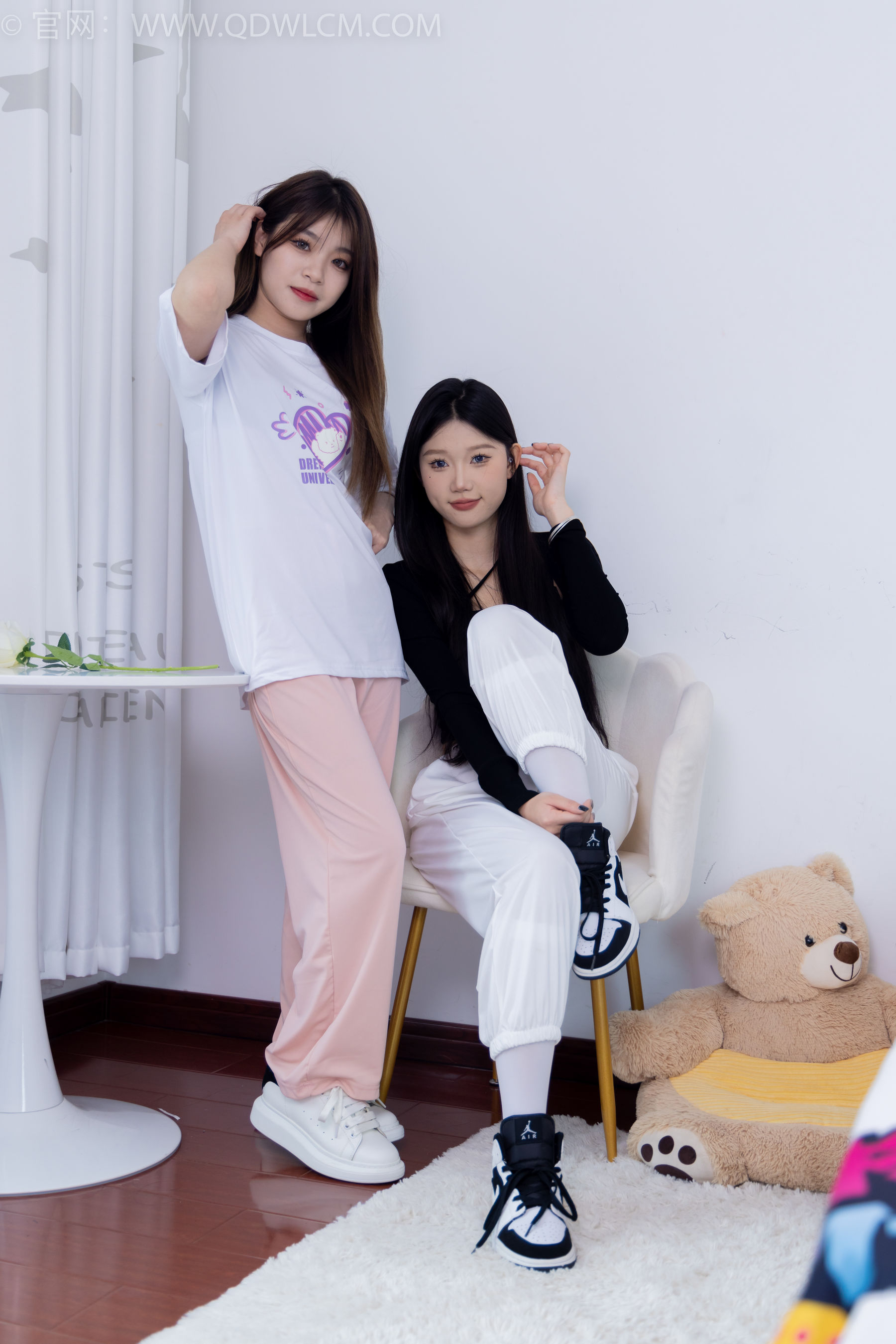 物恋传媒 No.1789 小竹&闪闪 -爱的回归线