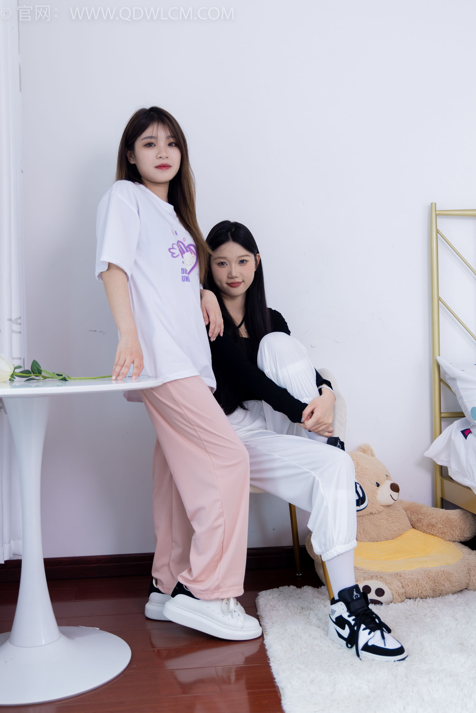 物恋传媒 No.1789 小竹&闪闪 -爱的回归线