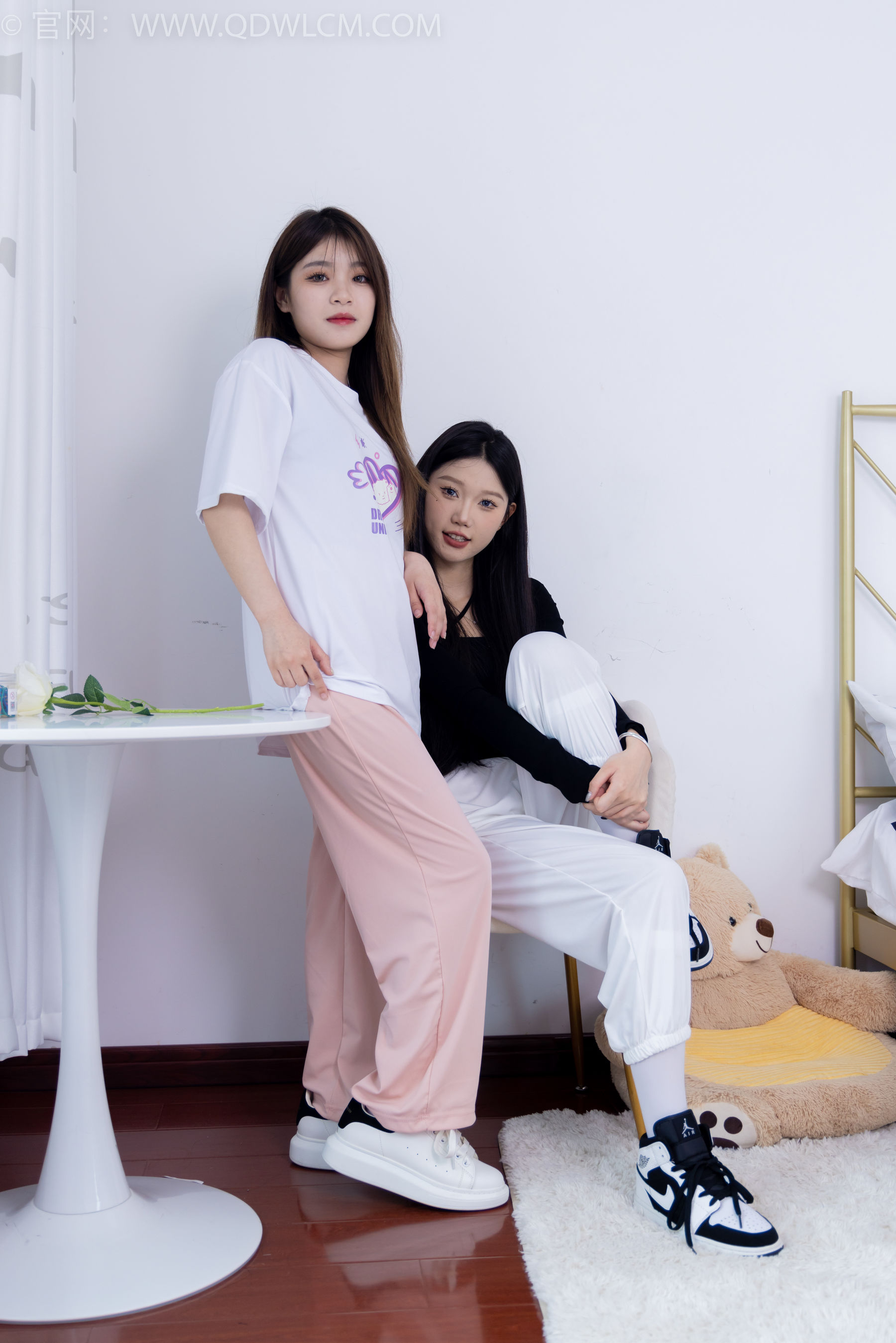 物恋传媒 No.1789 小竹&闪闪 -爱的回归线