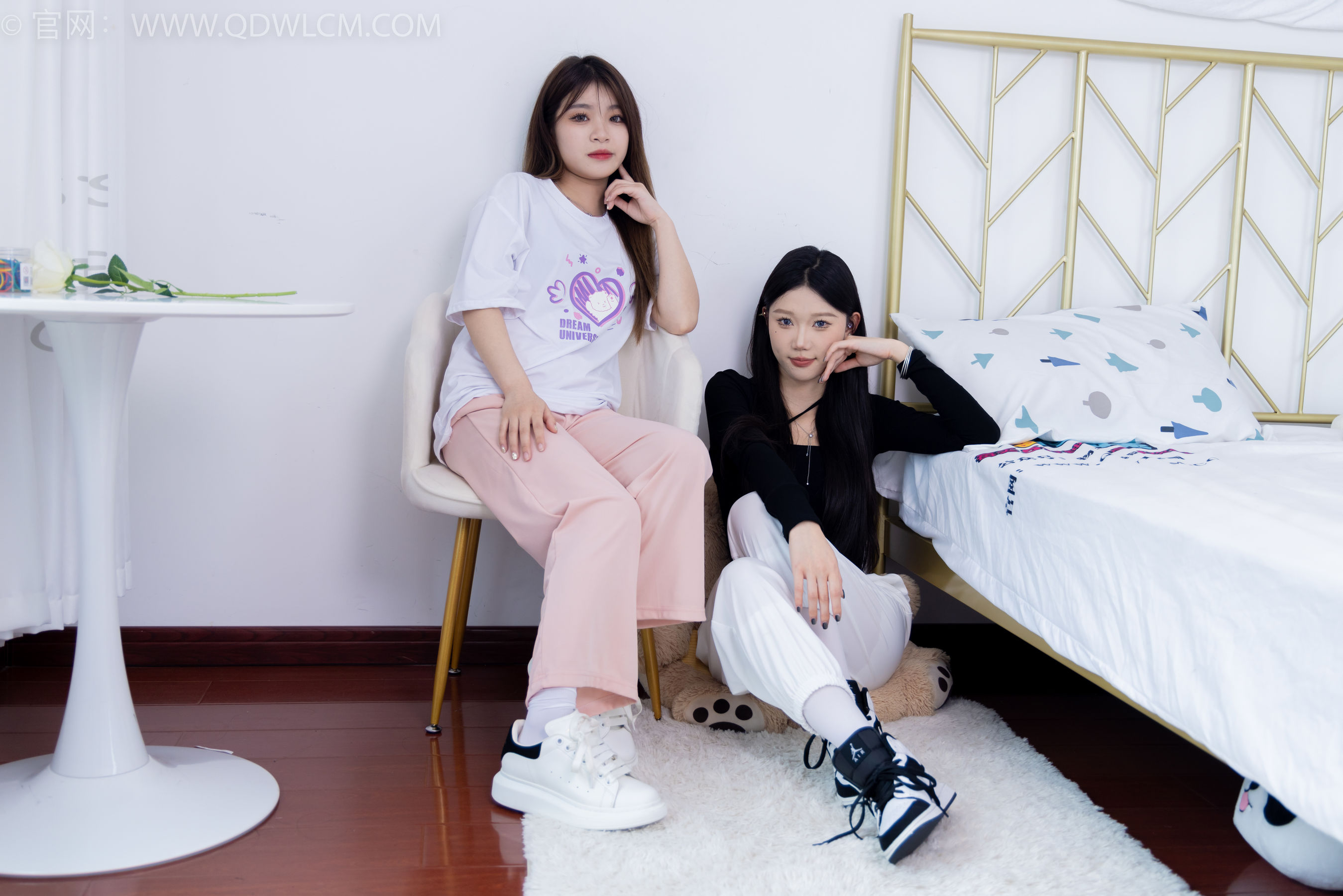 物恋传媒 No.1789 小竹&闪闪 -爱的回归线