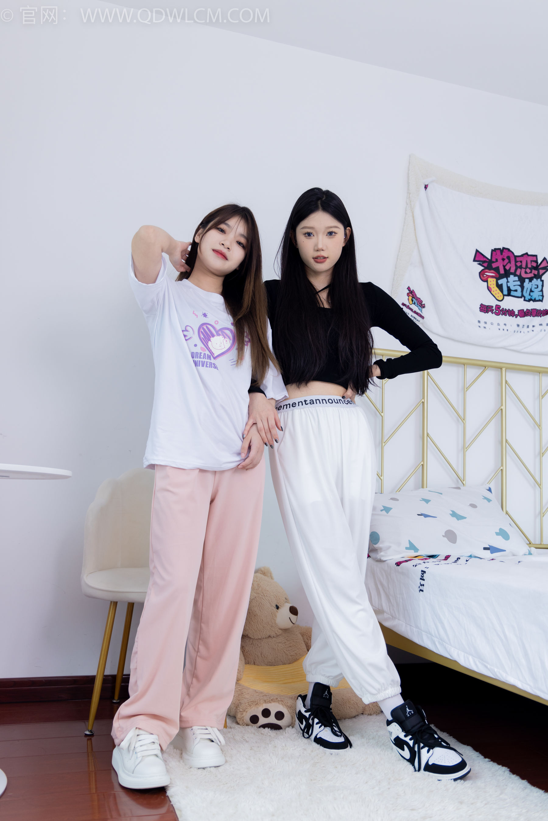 物恋传媒 No.1789 小竹&闪闪 -爱的回归线