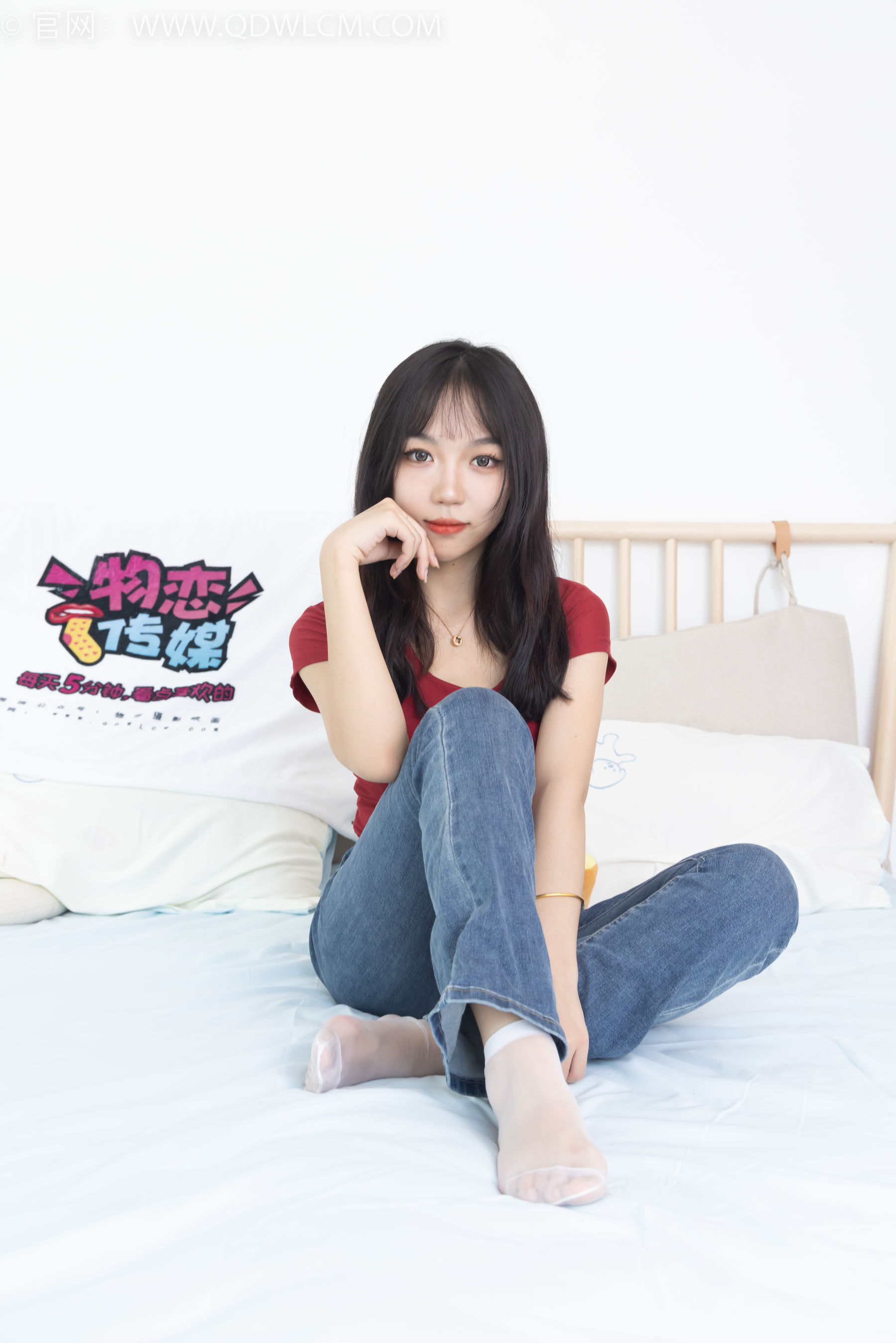 物恋传媒 No.1793 纱纱 -红叶恋曲