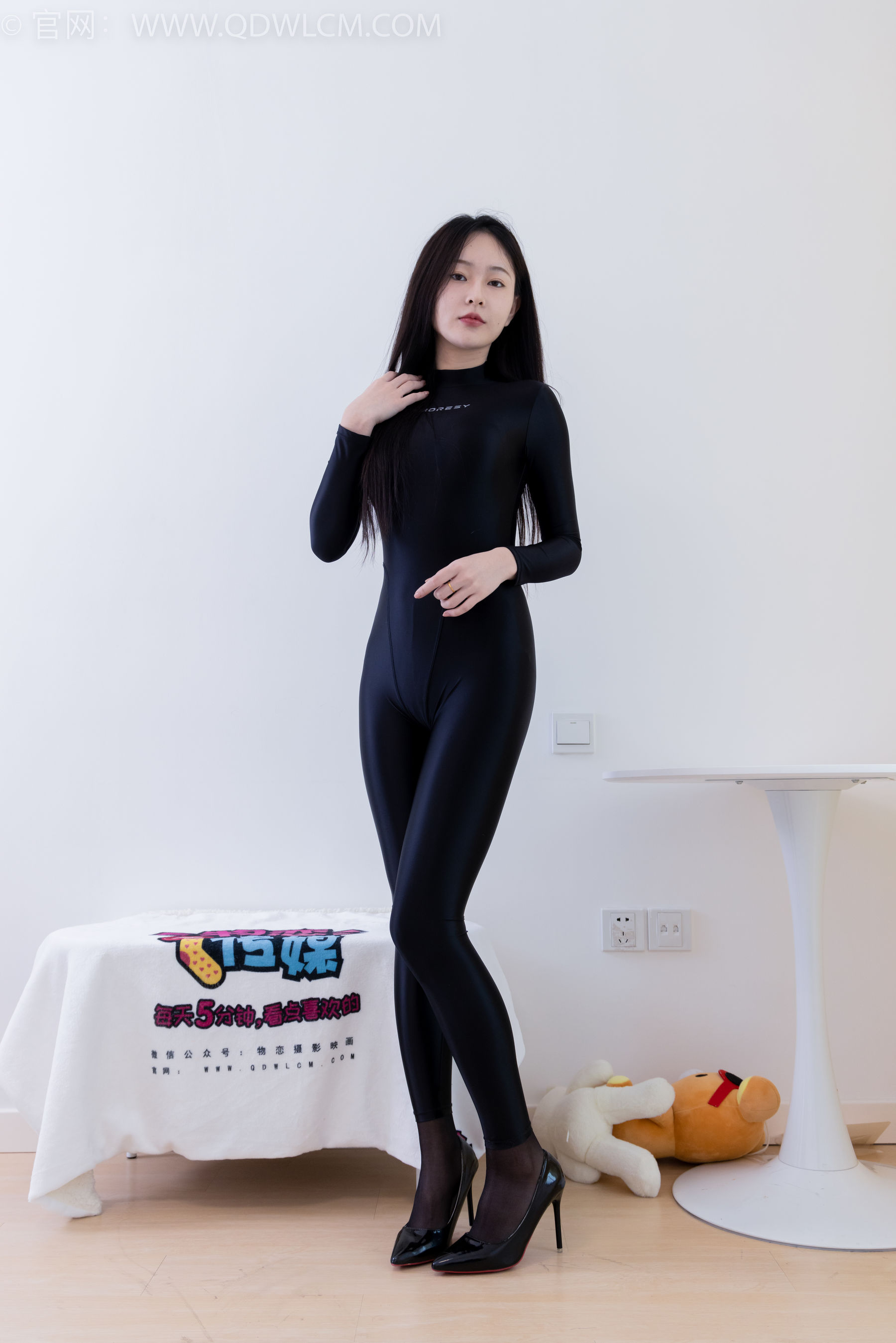 物恋传媒 No.1817 美兔 -荆棘玫瑰