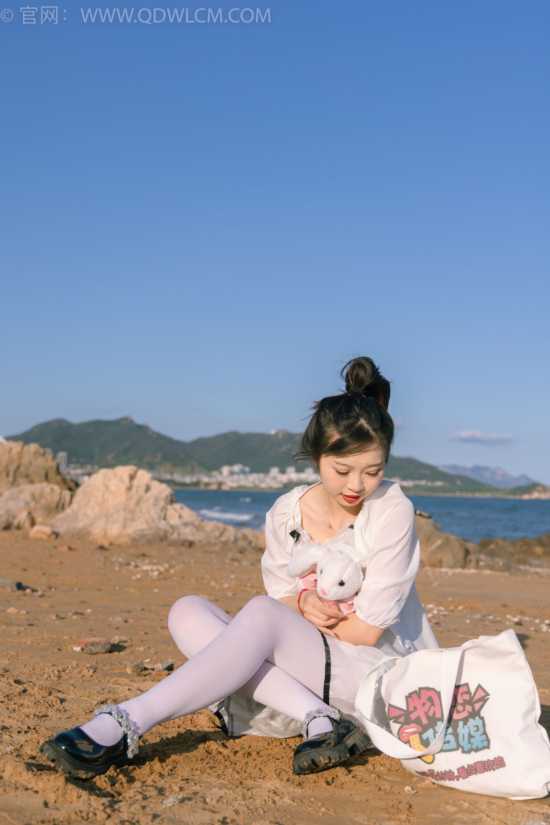 物恋传媒 No.1828 挽挽 -海上月
