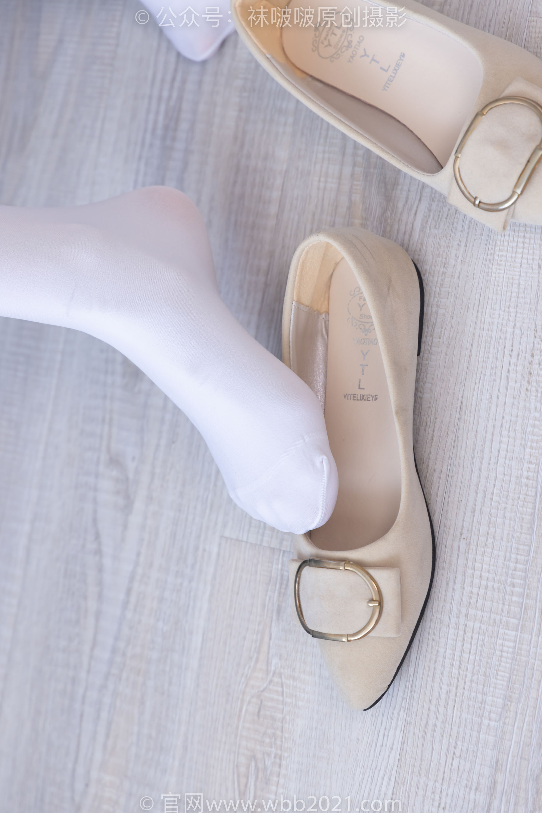 BoBoSocks袜啵啵 No.322 芝士 -两双平底鞋、厚白丝