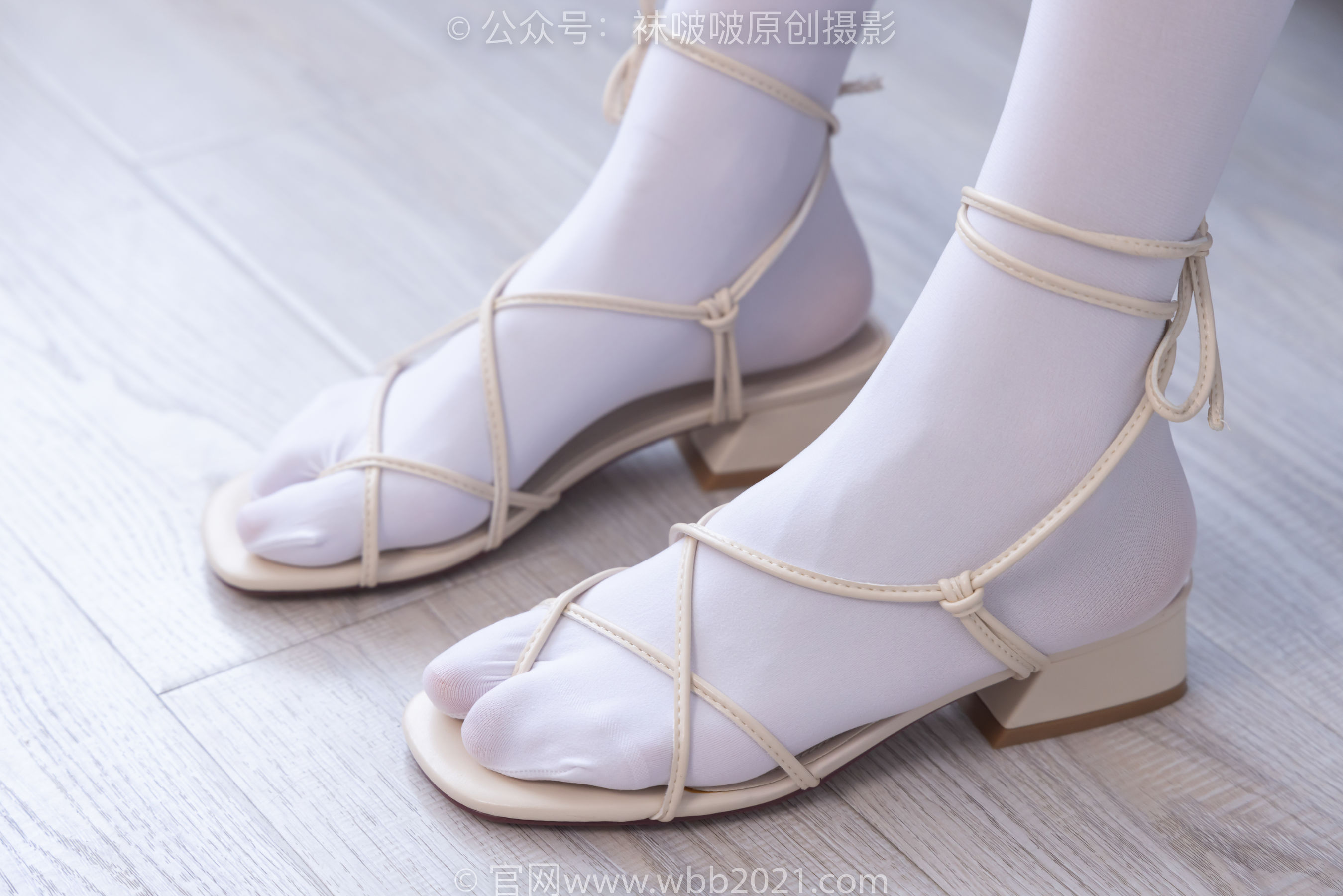 BoBoSocks袜啵啵 No.322 芝士 -两双平底鞋、厚白丝