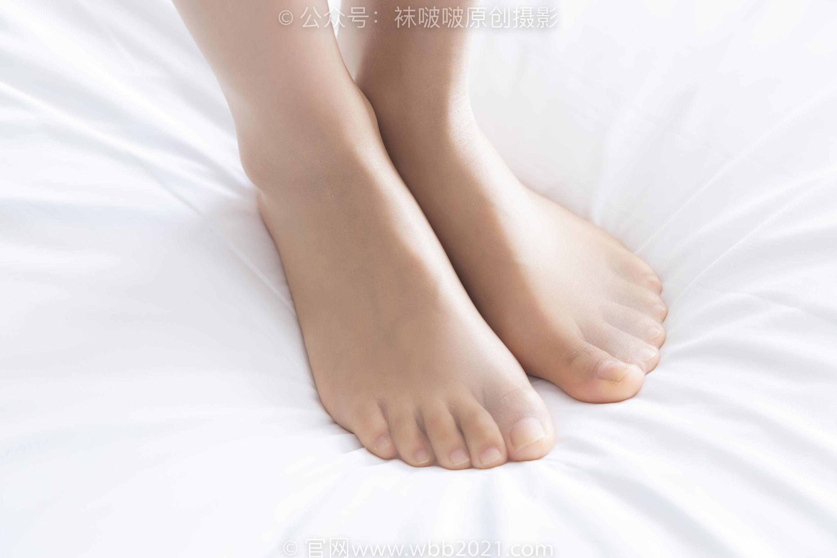 BoBoSocks袜啵啵 No.324 奶油 -高跟鞋、皮鞋、黑棉袜、油亮肉丝
