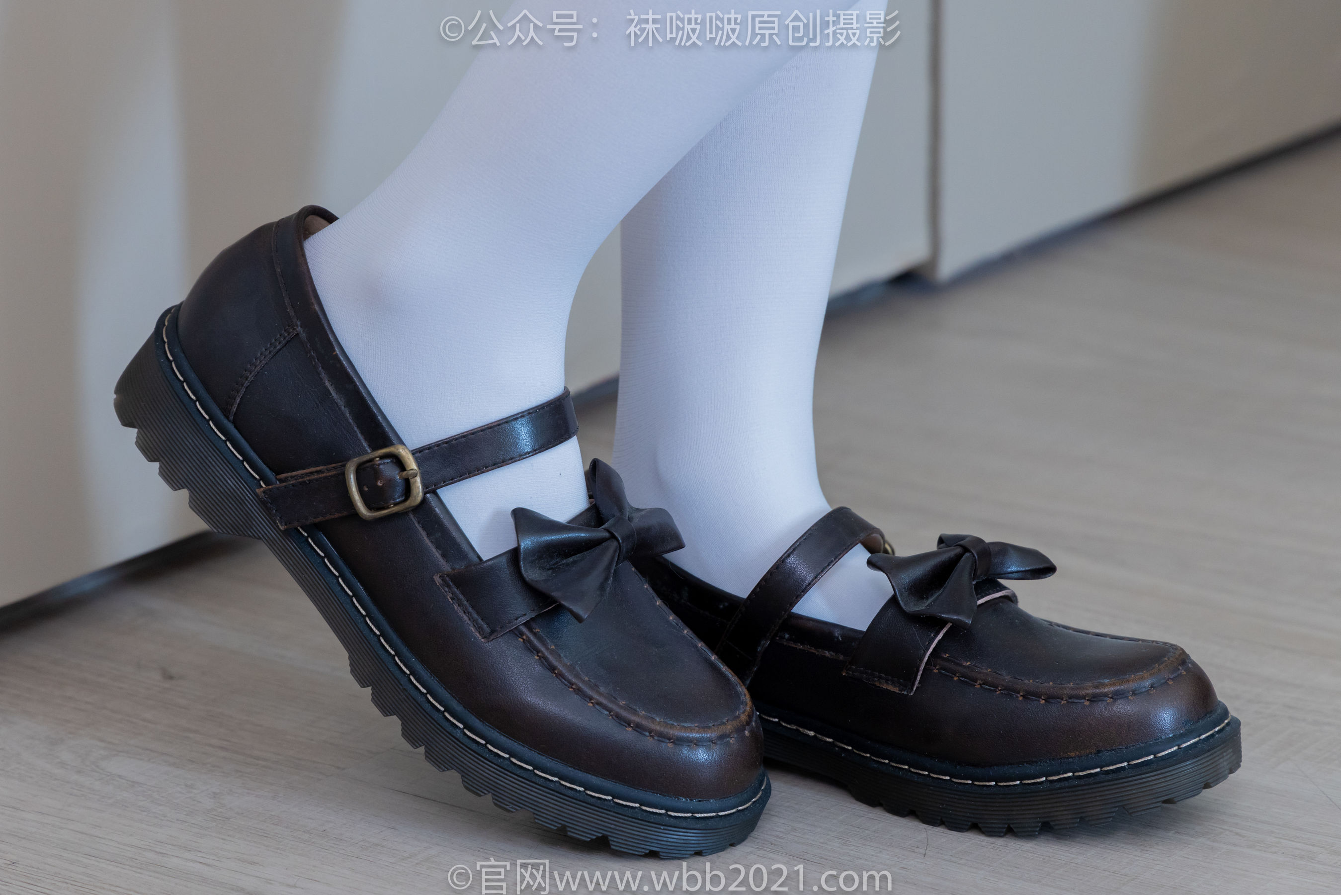 BoBoSocks袜啵啵 No.325 甜甜圈 -皮鞋、厚白丝