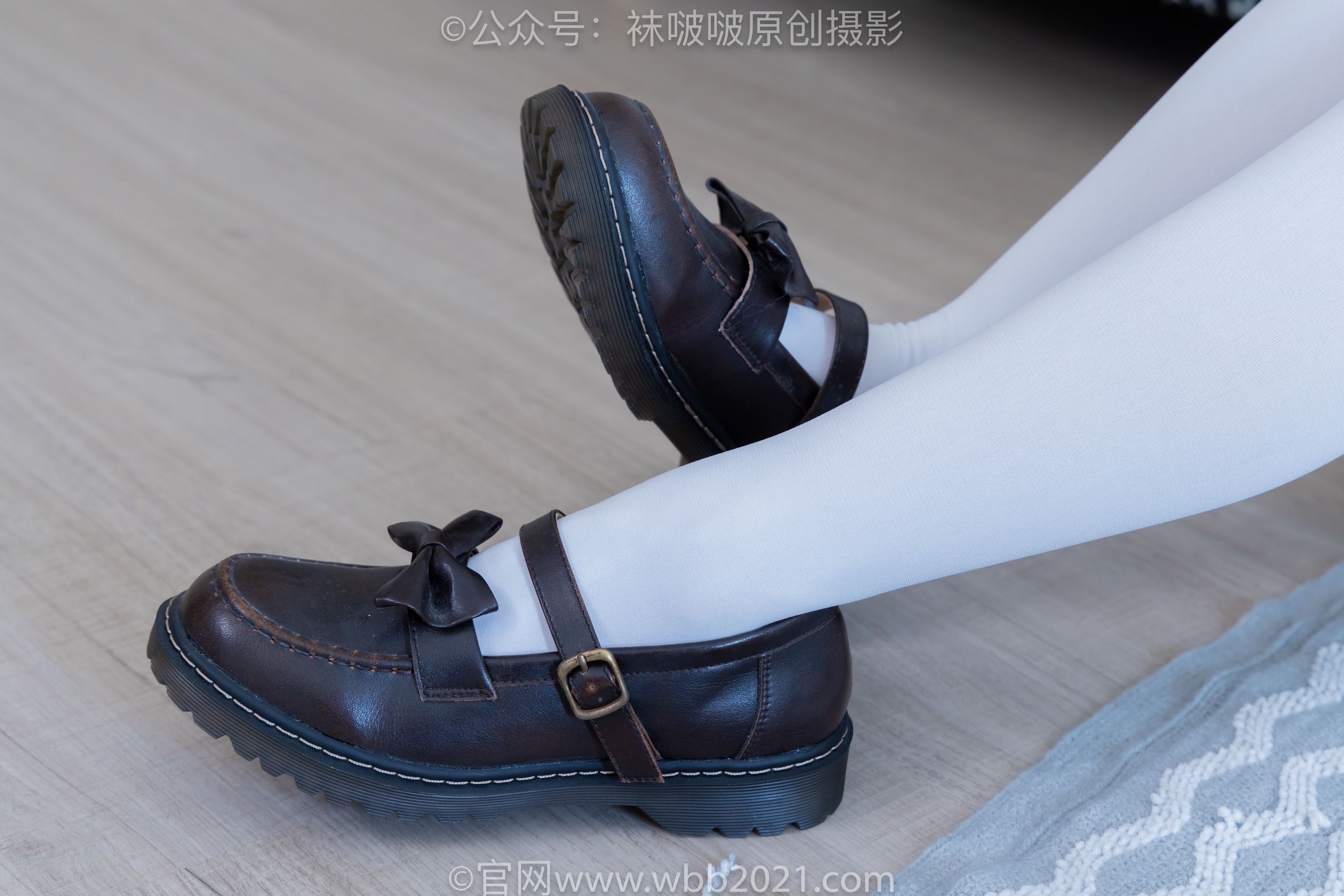 BoBoSocks袜啵啵 No.325 甜甜圈 -皮鞋、厚白丝