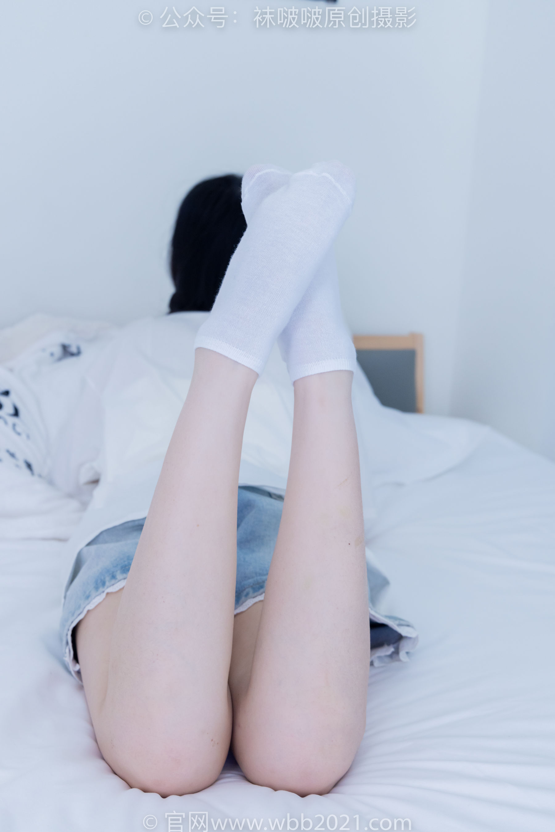BoBoSocks袜啵啵 No.331 甜甜圈 -板鞋、白棉袜、裸足