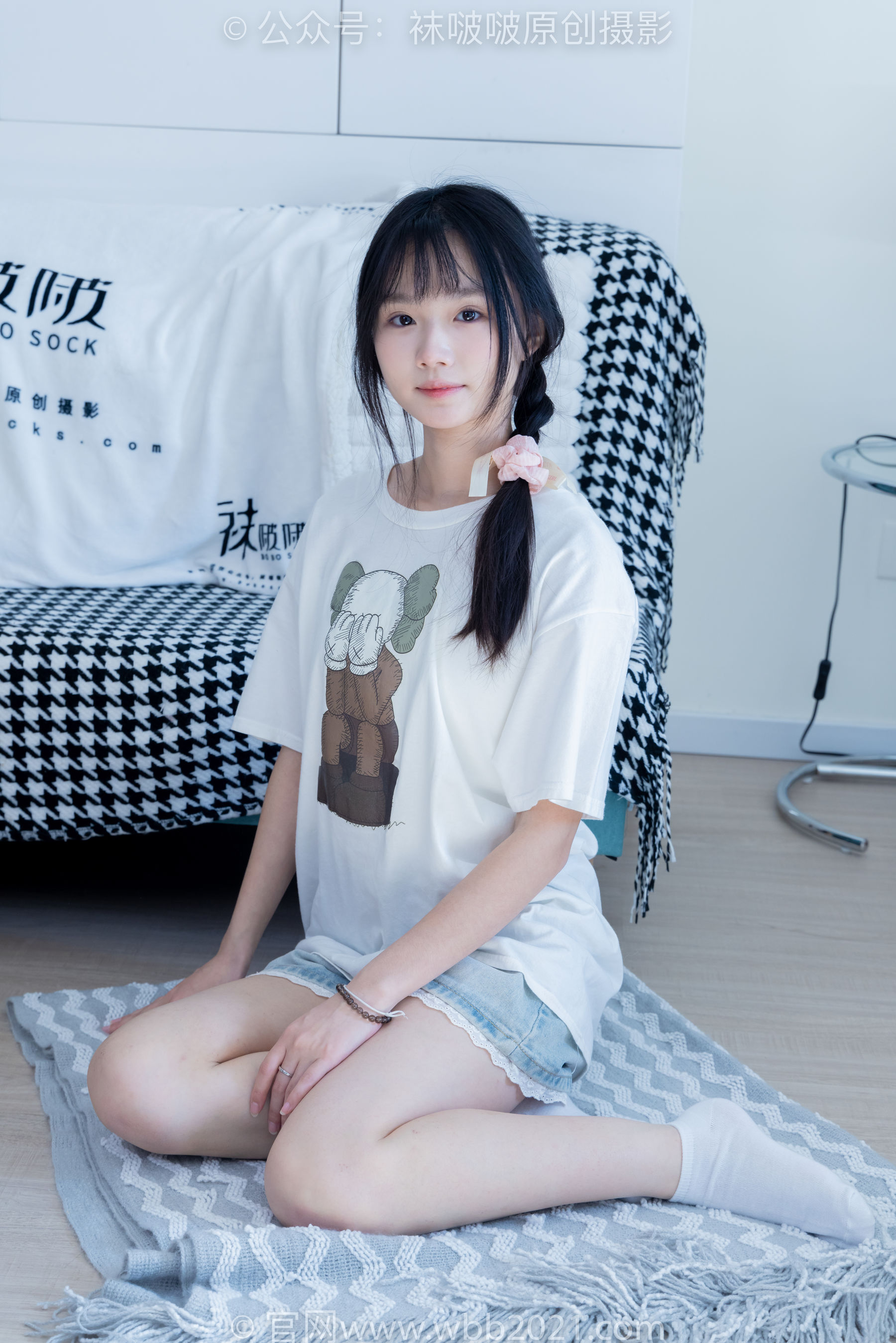BoBoSocks袜啵啵 No.331 甜甜圈 -板鞋、白棉袜、裸足