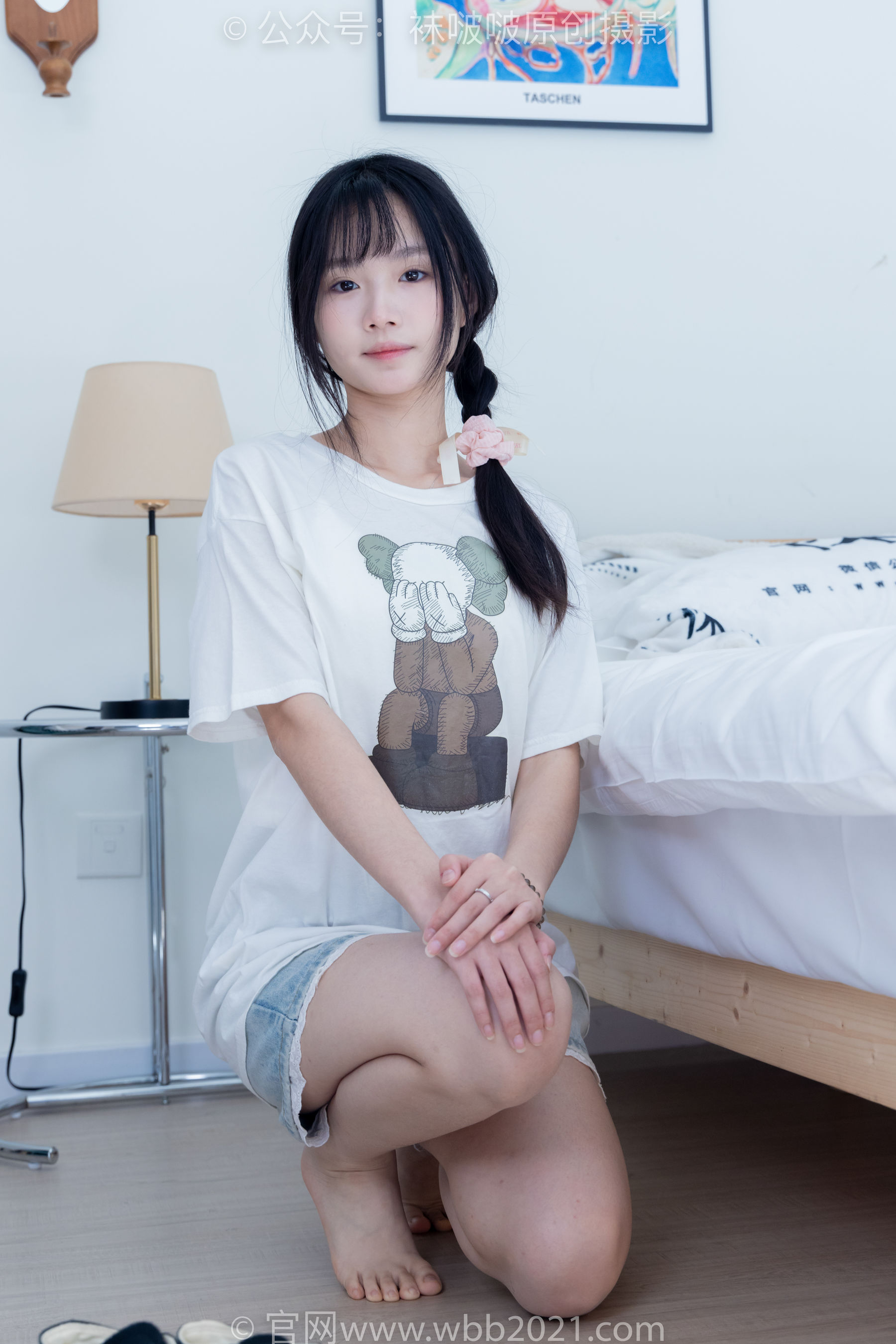 BoBoSocks袜啵啵 No.331 甜甜圈 -板鞋、白棉袜、裸足