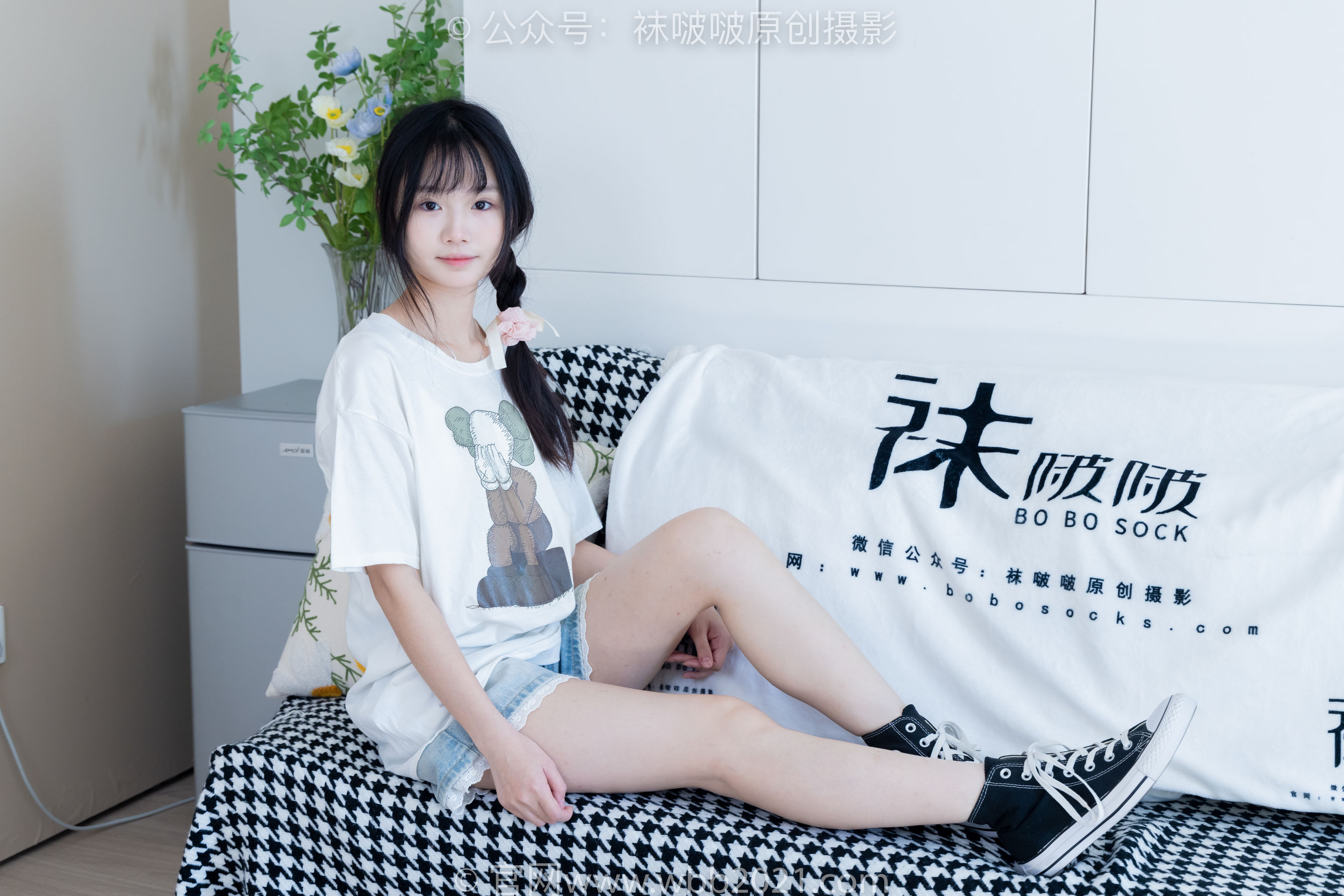 BoBoSocks袜啵啵 No.331 甜甜圈 -板鞋、白棉袜、裸足