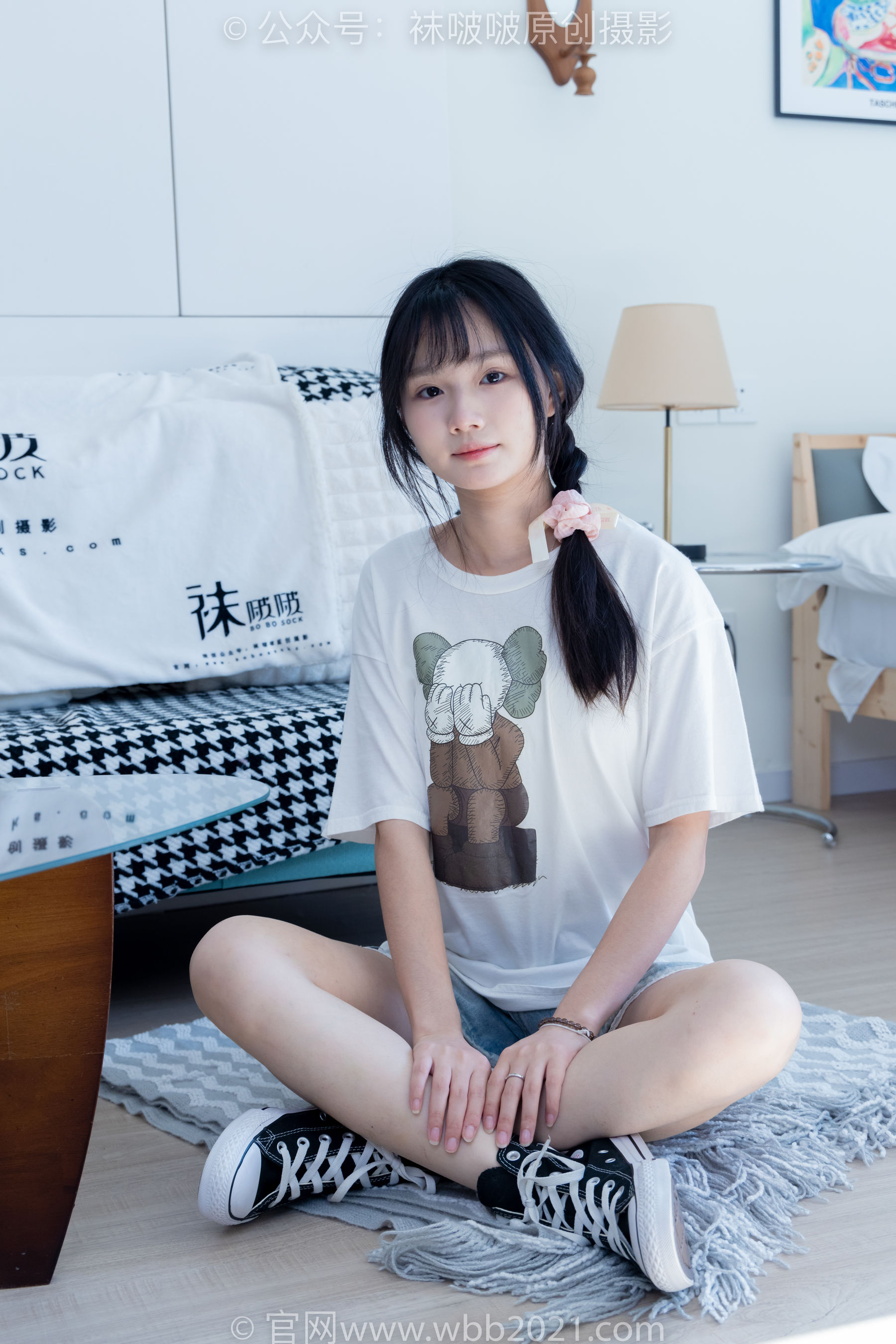 BoBoSocks袜啵啵 No.331 甜甜圈 -板鞋、白棉袜、裸足