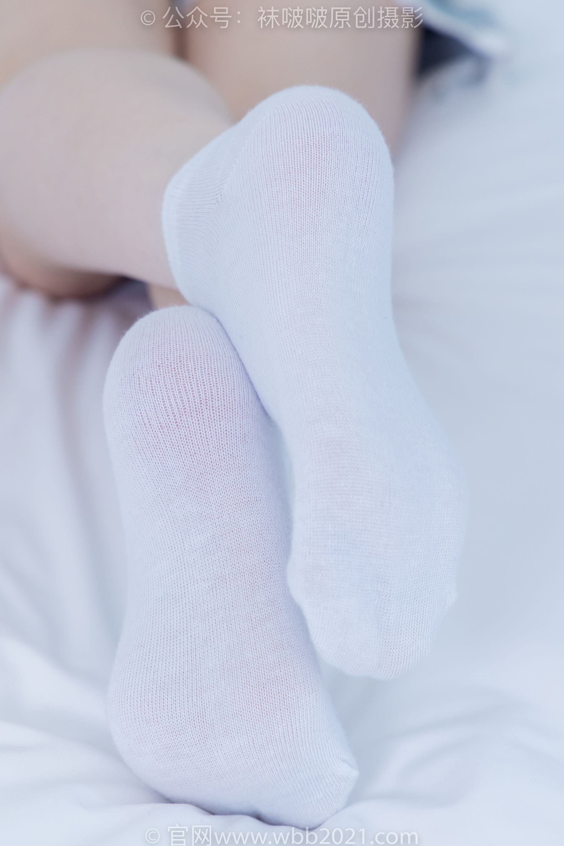 BoBoSocks袜啵啵 No.331 甜甜圈 -板鞋、白棉袜、裸足