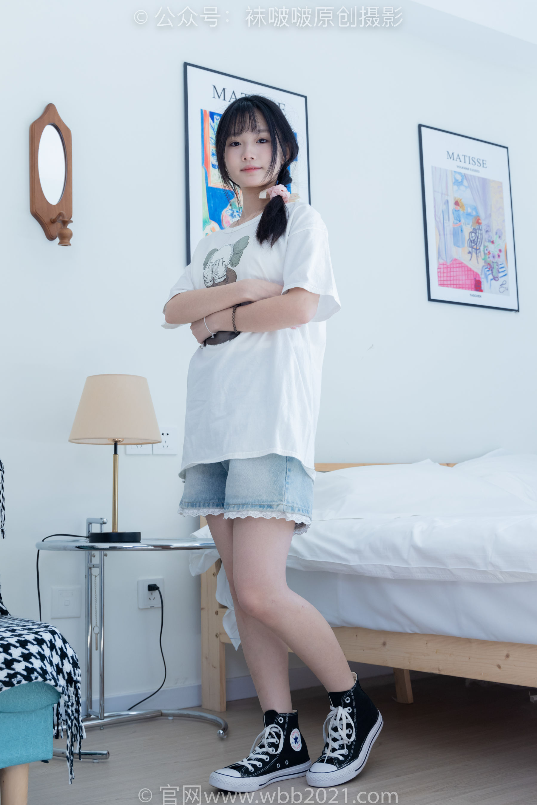 BoBoSocks袜啵啵 No.331 甜甜圈 -板鞋、白棉袜、裸足
