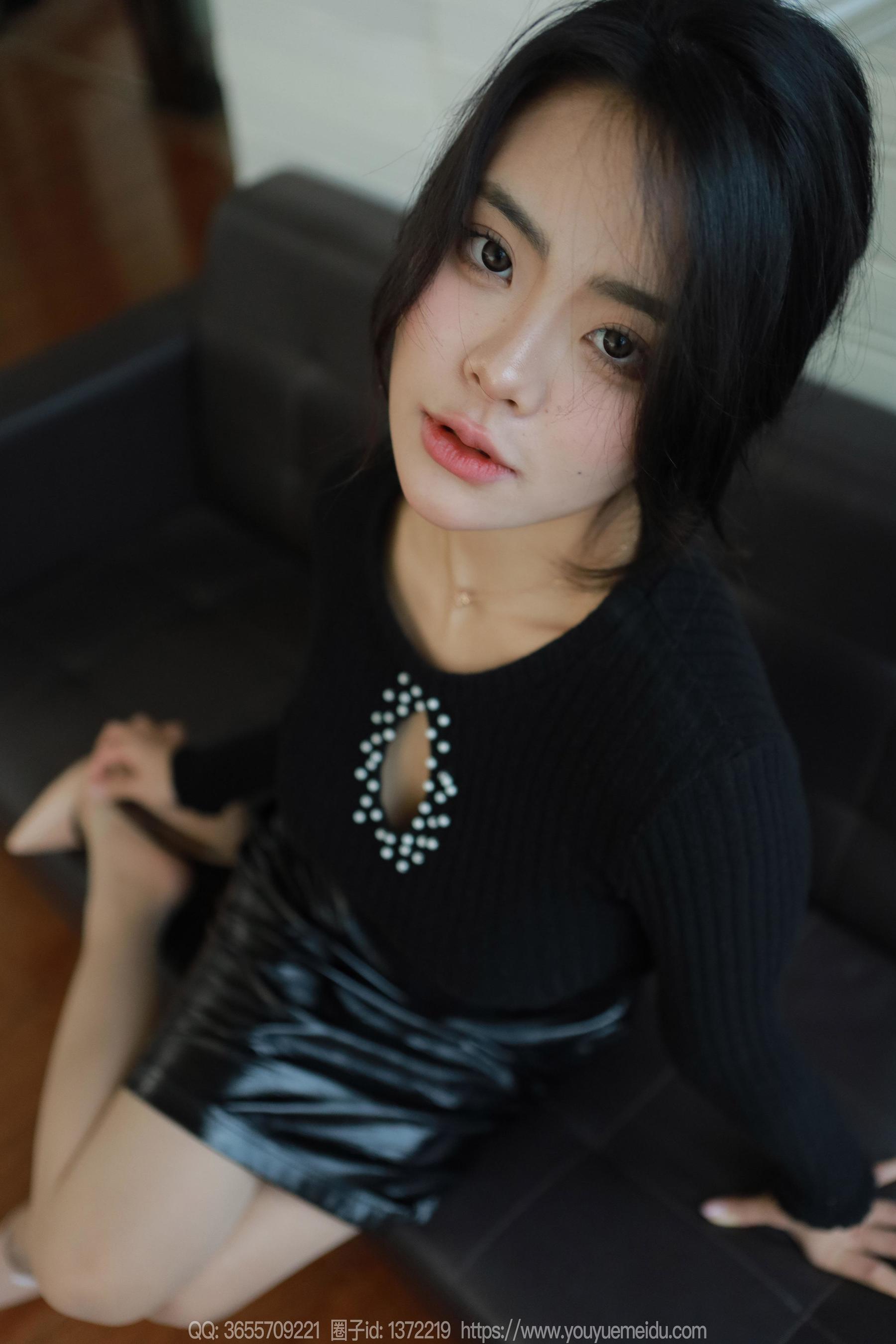 IESS异思趣向 - 模特： 兔兔 《柔韧小蛮腰》