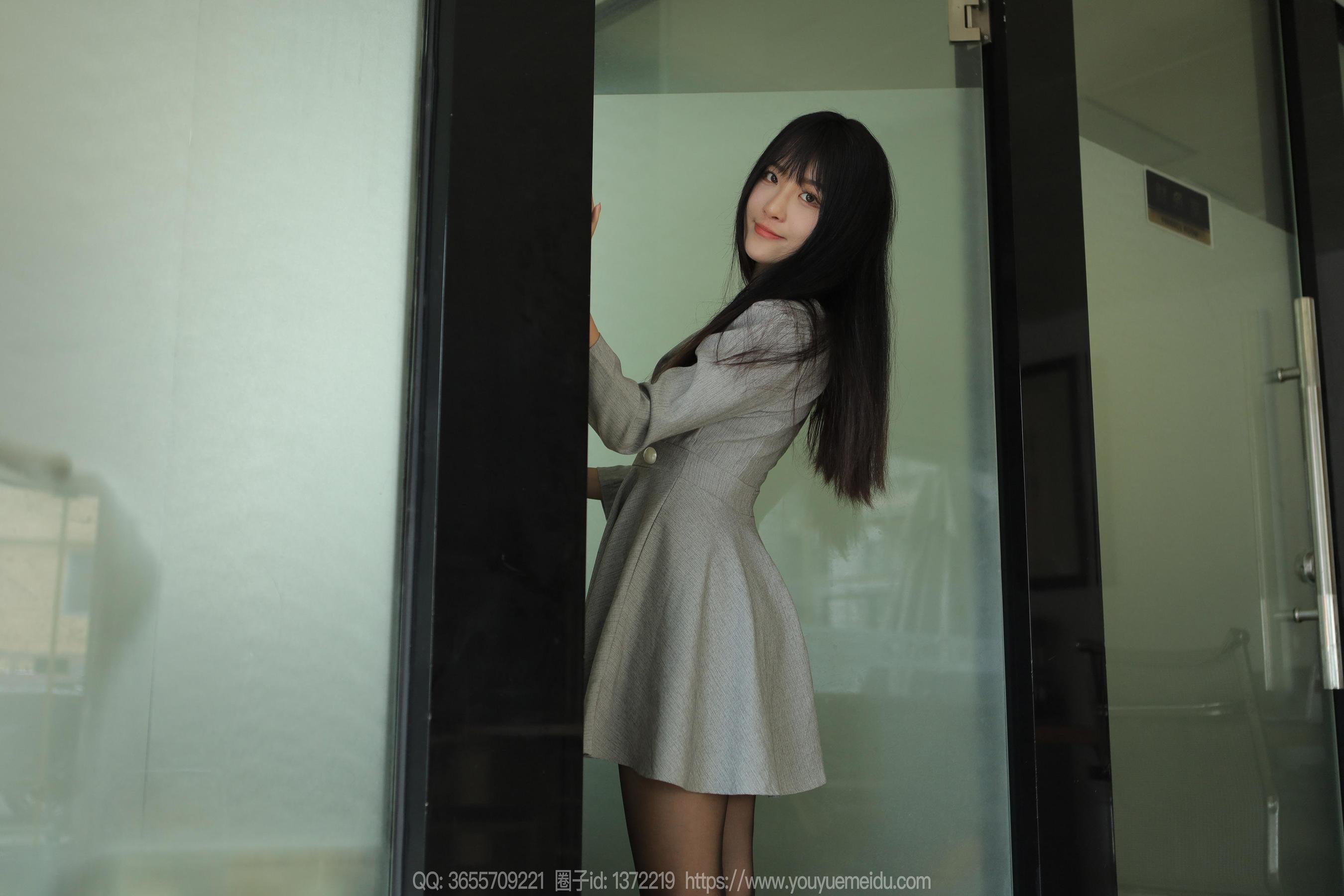 IESS异思趣向 - 模特： 婉萍 《办公嬉戏》