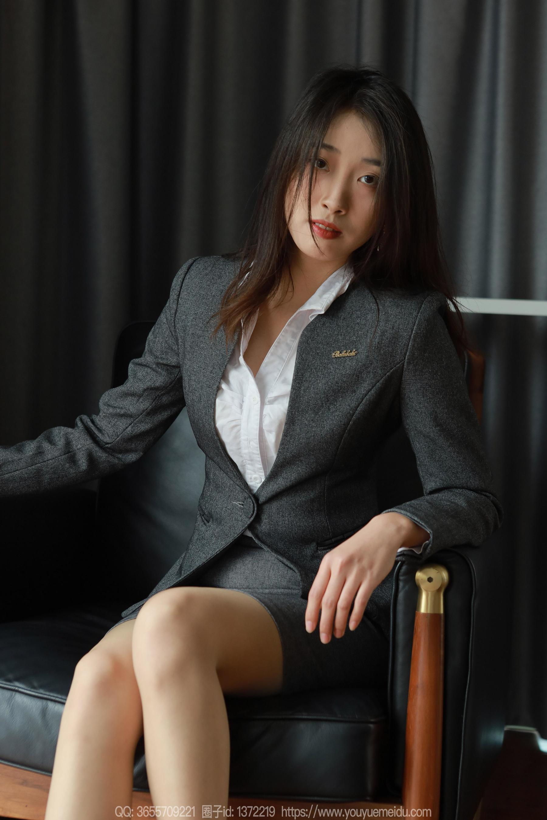 IESS异思趣向 - 模特： 小九 《OL制服（上）》