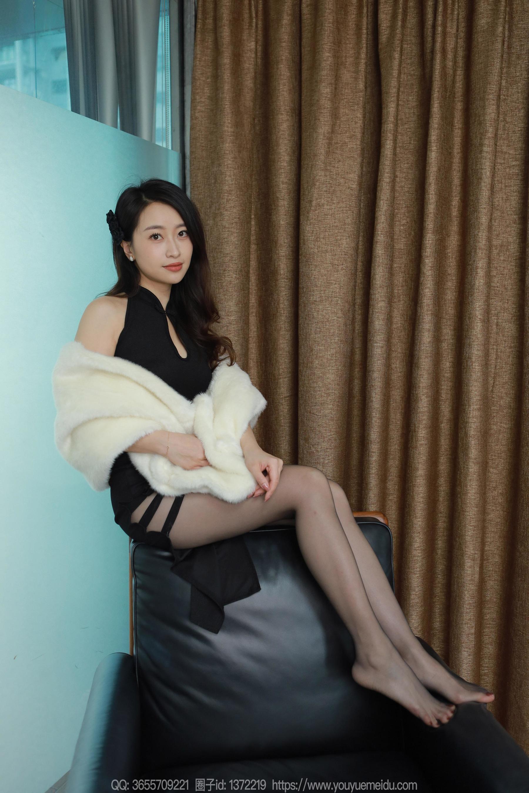 IESS异思趣向 - 模特： 小婕 《霸气侧漏》