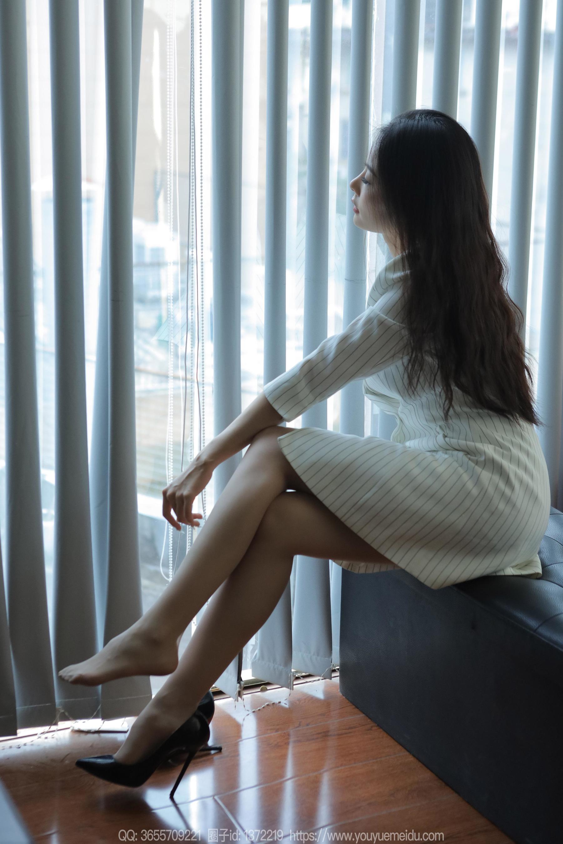 IESS异思趣向 - 模特： 小金 《知性女士》