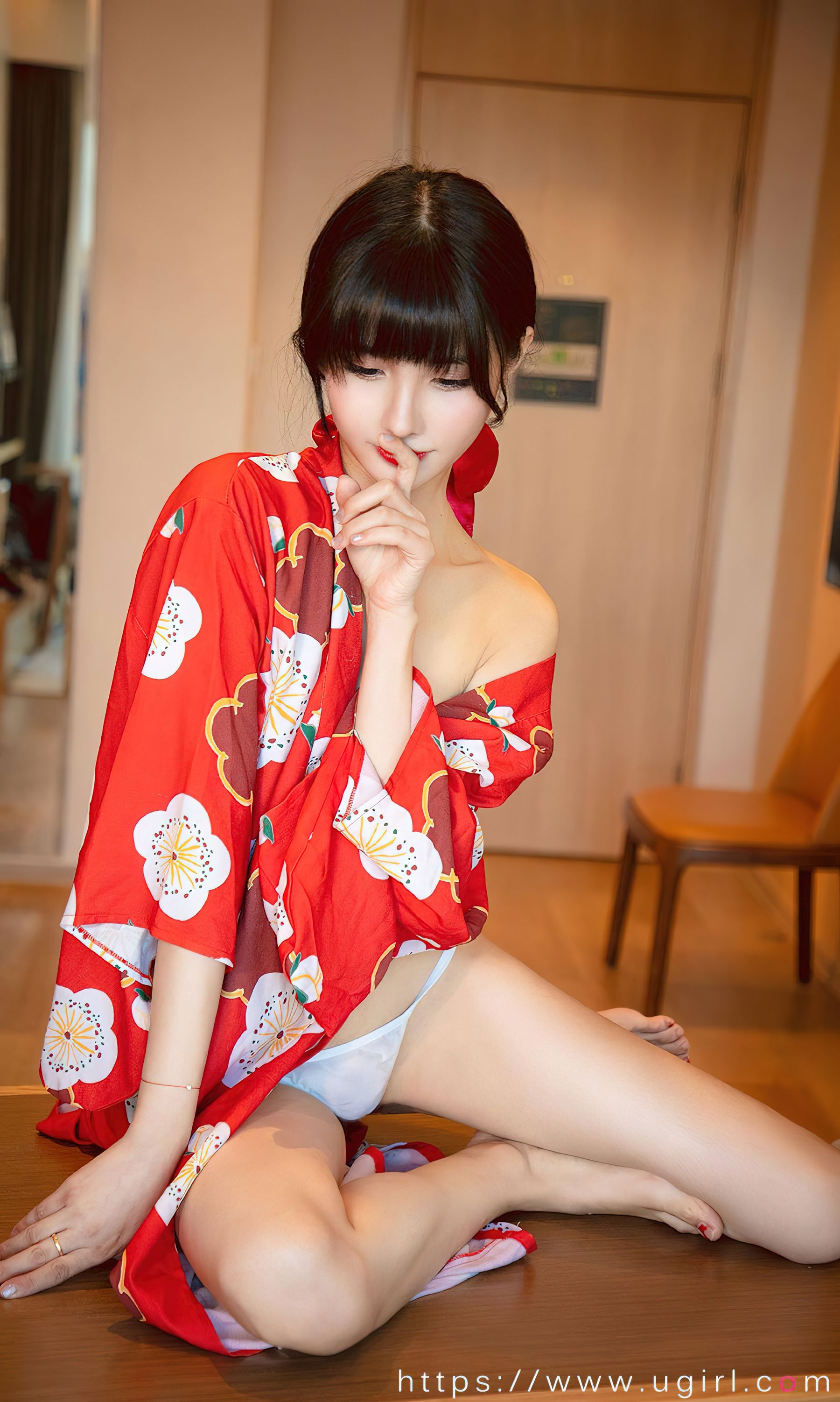 [Ugirls]爱尤物 No.2775 多情的猫咪 猫猫