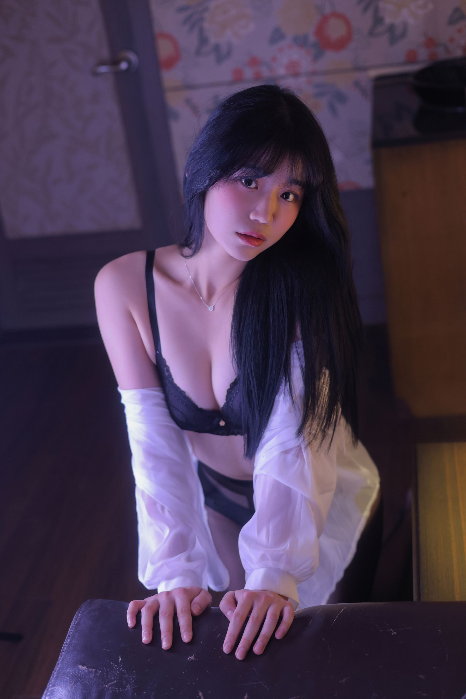 [Yo-U] Yui - Vol.3 Blackroom