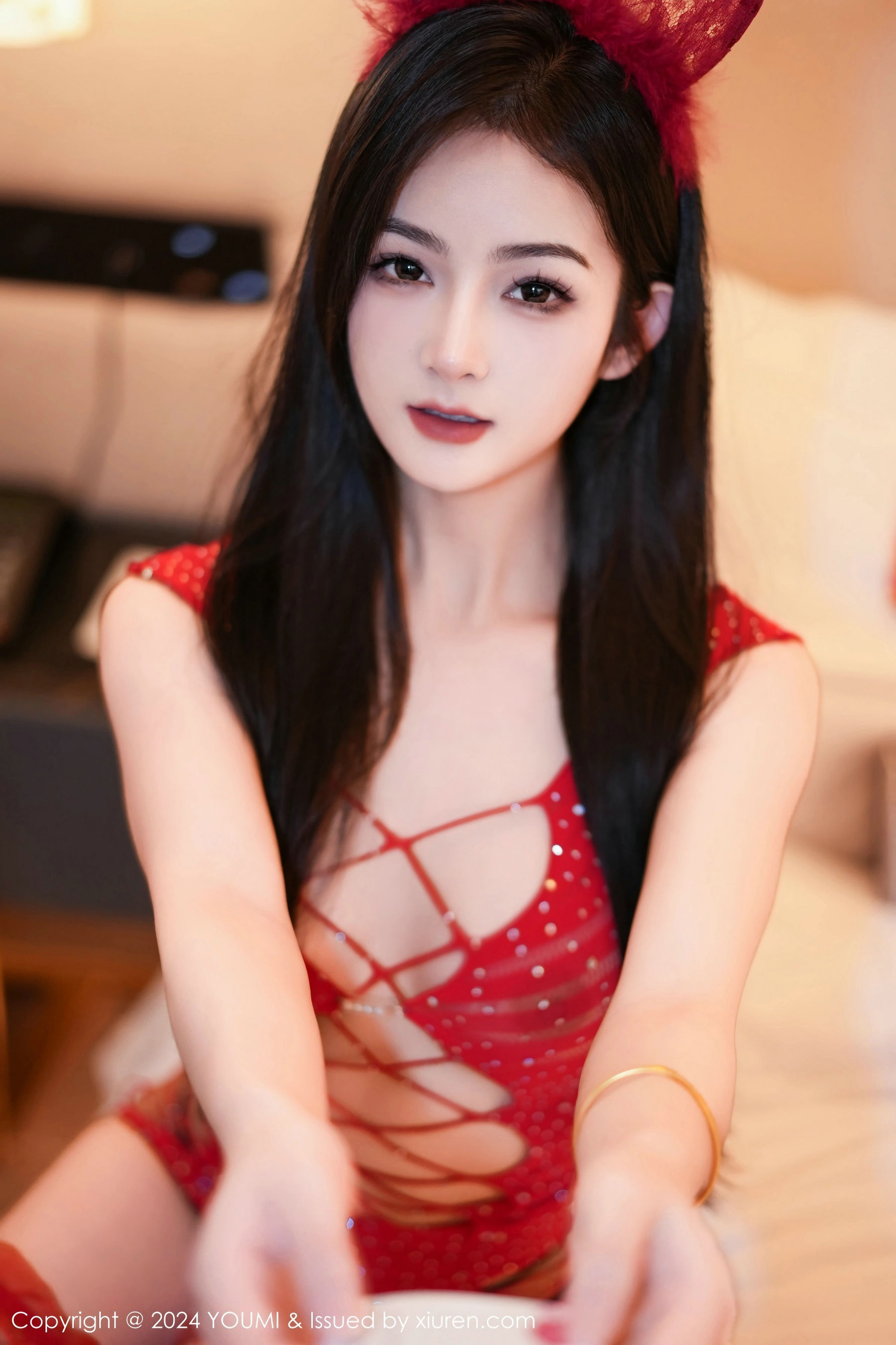[YouMi]尤蜜荟 2024.02.08 Vol.1032 谭小灵