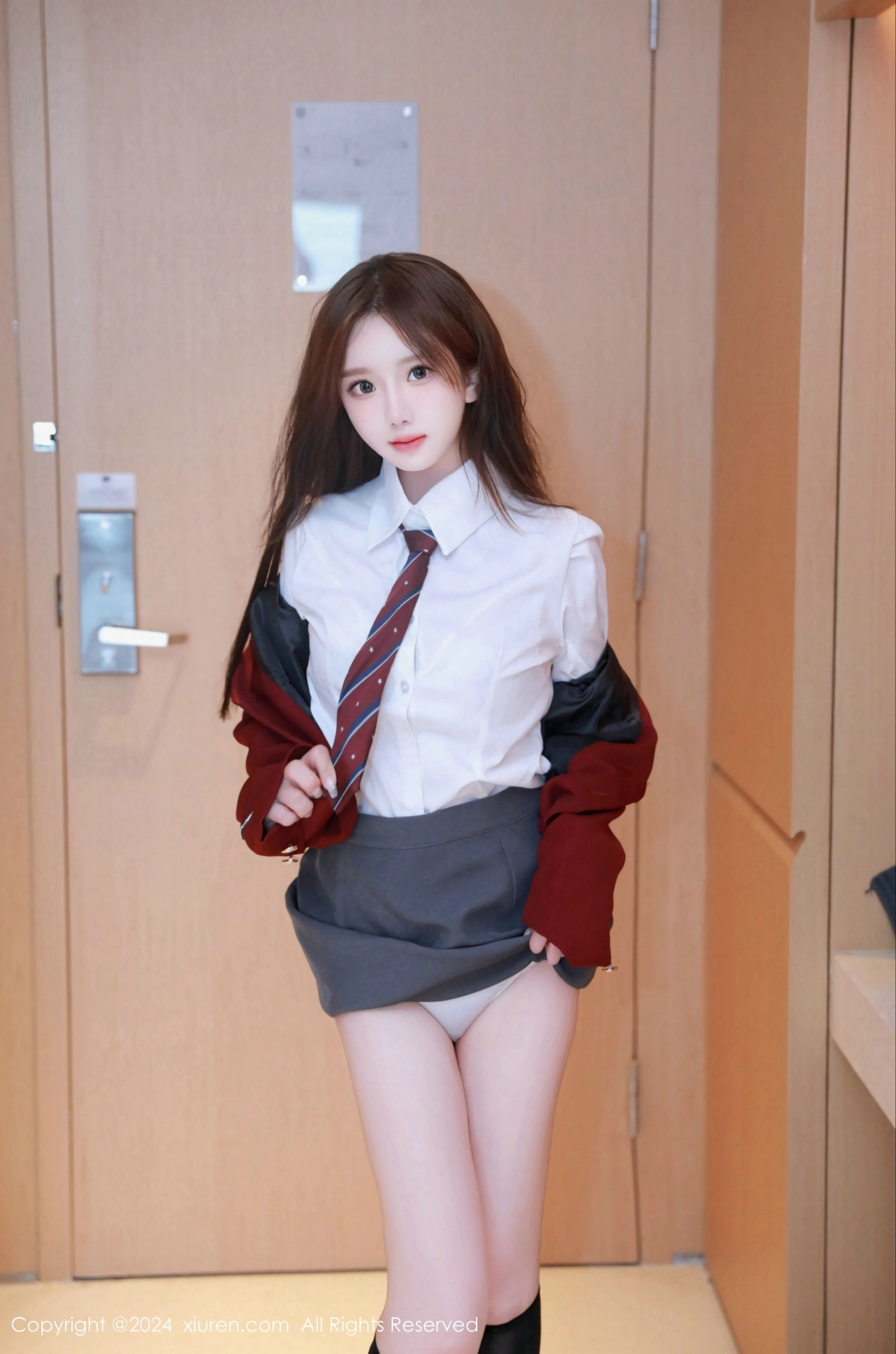[秀人XiuRen] 2024.01.31 No.8044 小薯条nienie