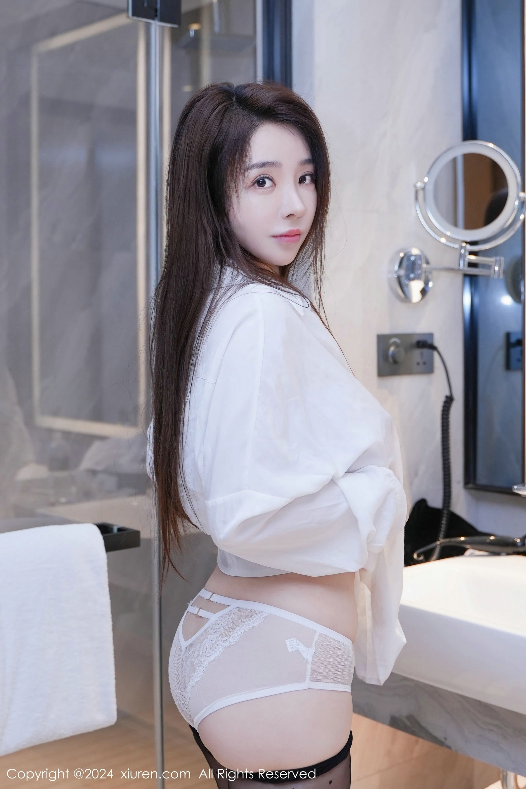 [秀人XiuRen] 2024.03.06 No.8184 雨儿酱eve